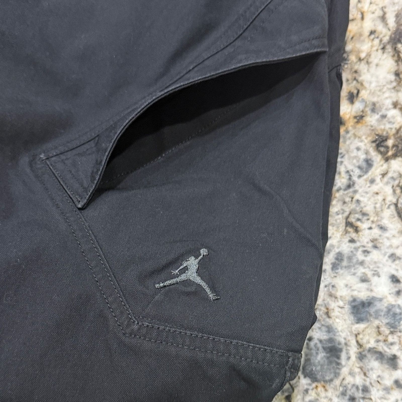 Jordan Brand Jordan MJ Chicago Pants Men's - SZ LARGE - BRAND NWT Size US 34 / EU 50 - 15 Thumbnail