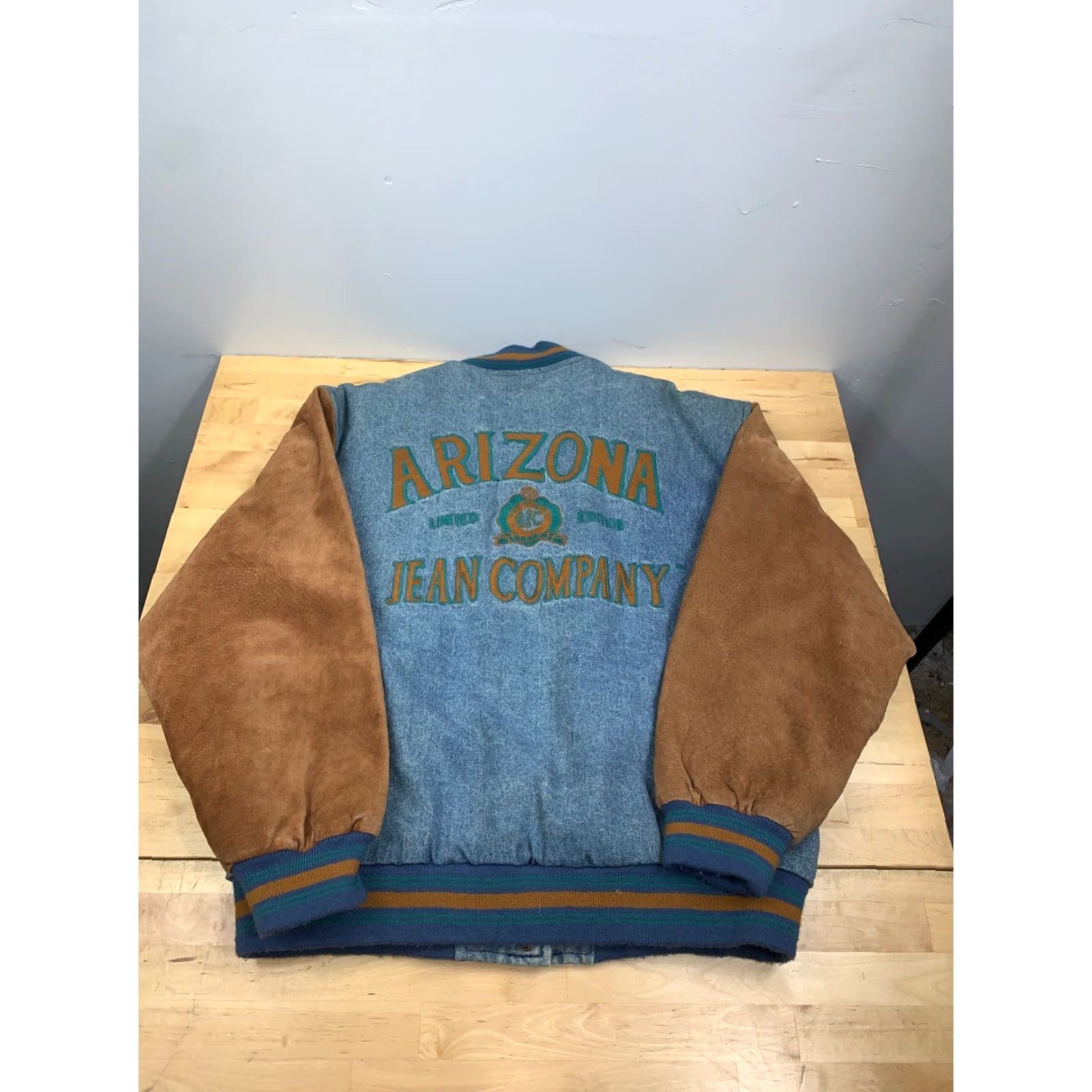 Vintage VINTAGE Arizona Jeans Bomber Jacket Men L Denim Leather Suede Blue 7815 Size US 33 - 5 Thumbnail