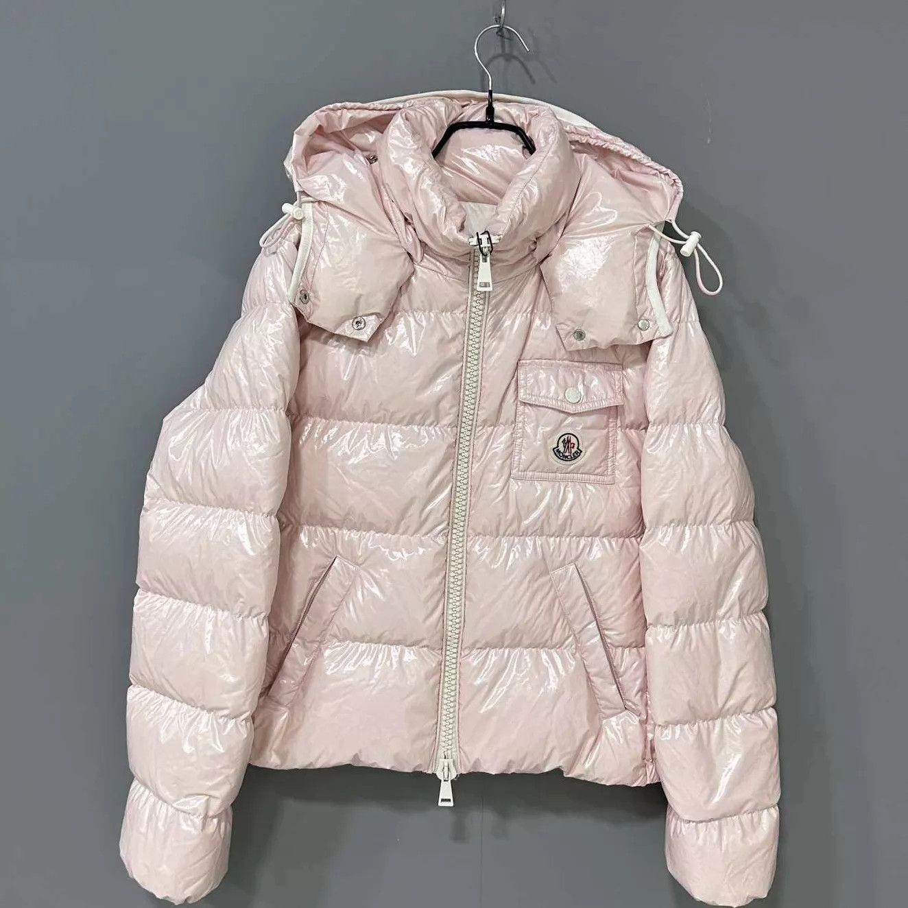 Moncler Moncler women's andro sakura puffer jacket size 2 Size XS / US 0-2 / IT 36-38 - 1 Thumbnail