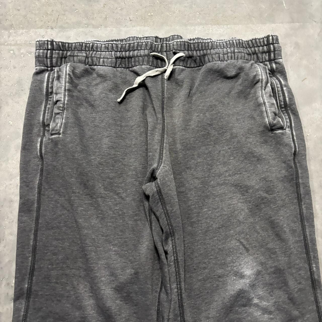 Japanese Brand × Vintage Crazy Vintage Y2K/2000s Baggy Faded Grey Distressed Skater Sweatpants! Size US 36 / EU 52 - 4 Thumbnail