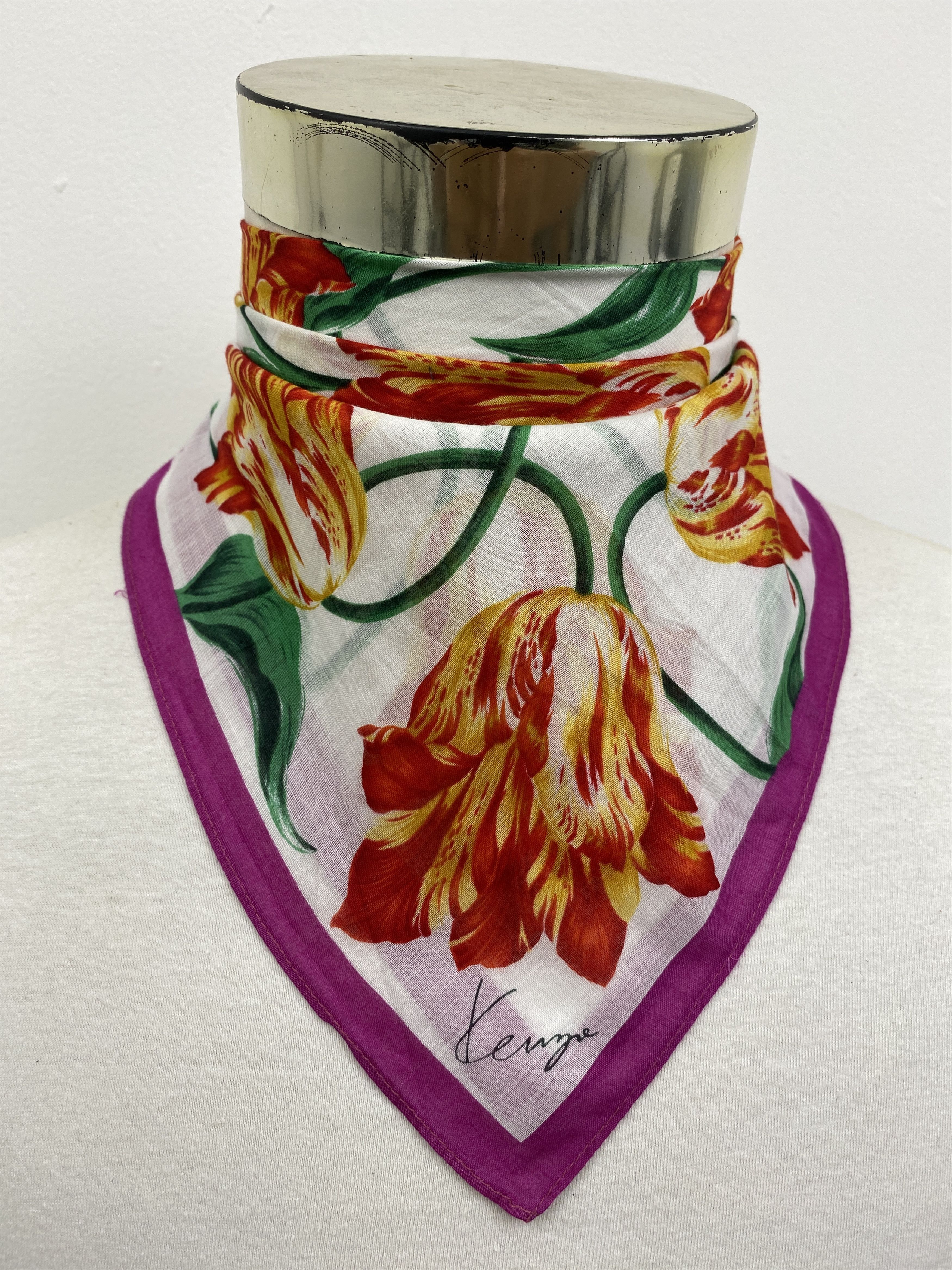 Kenzo Kenzo Handkerchief / Nerckerchief / Bandana HKC0628 Size ONE SIZE - 1 Thumbnail