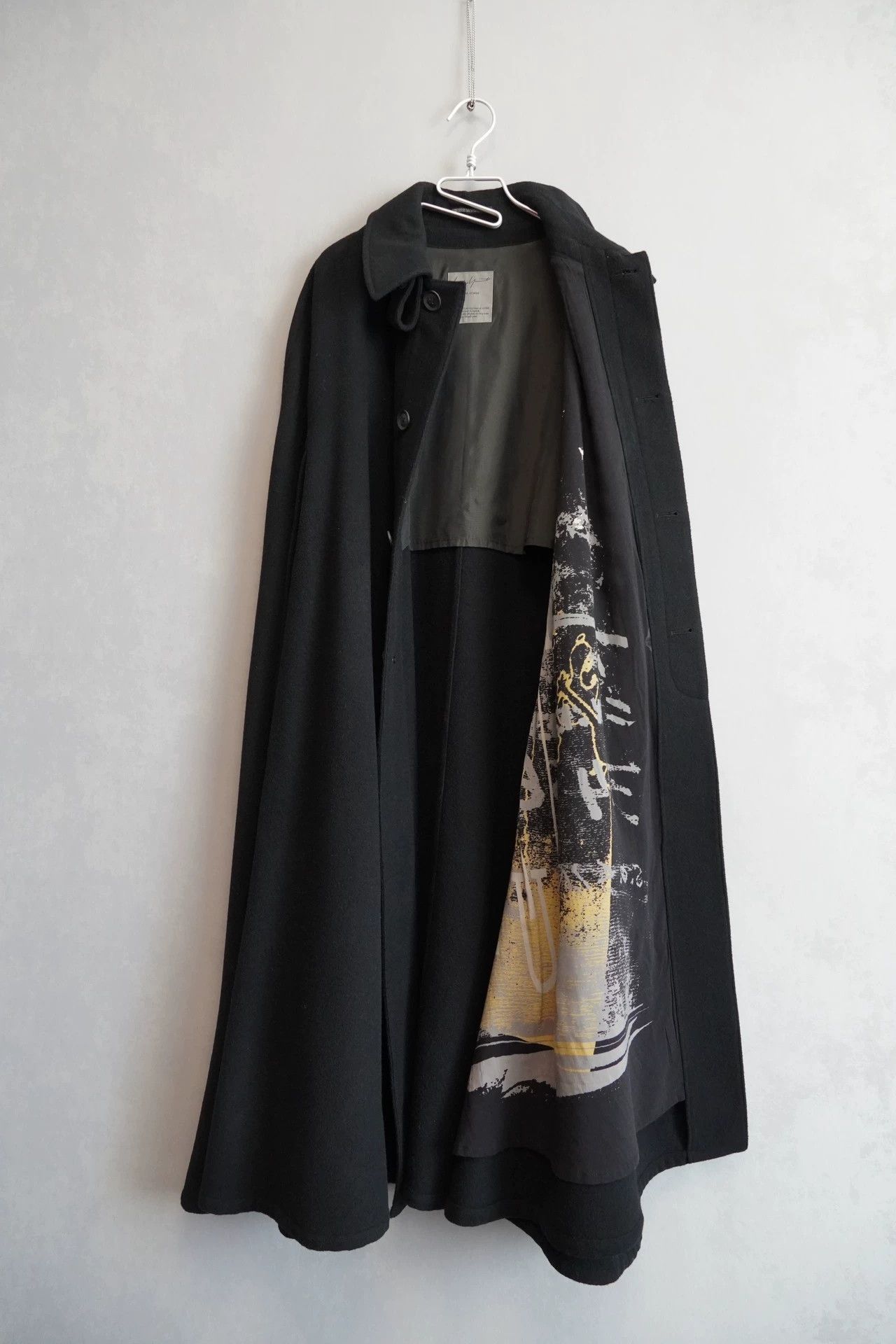 Yohji Yamamoto Yohji Yamamoto 20AW Painting Cape Coat Size 3 Size US L / EU 52-54 / 3 - 3 Thumbnail