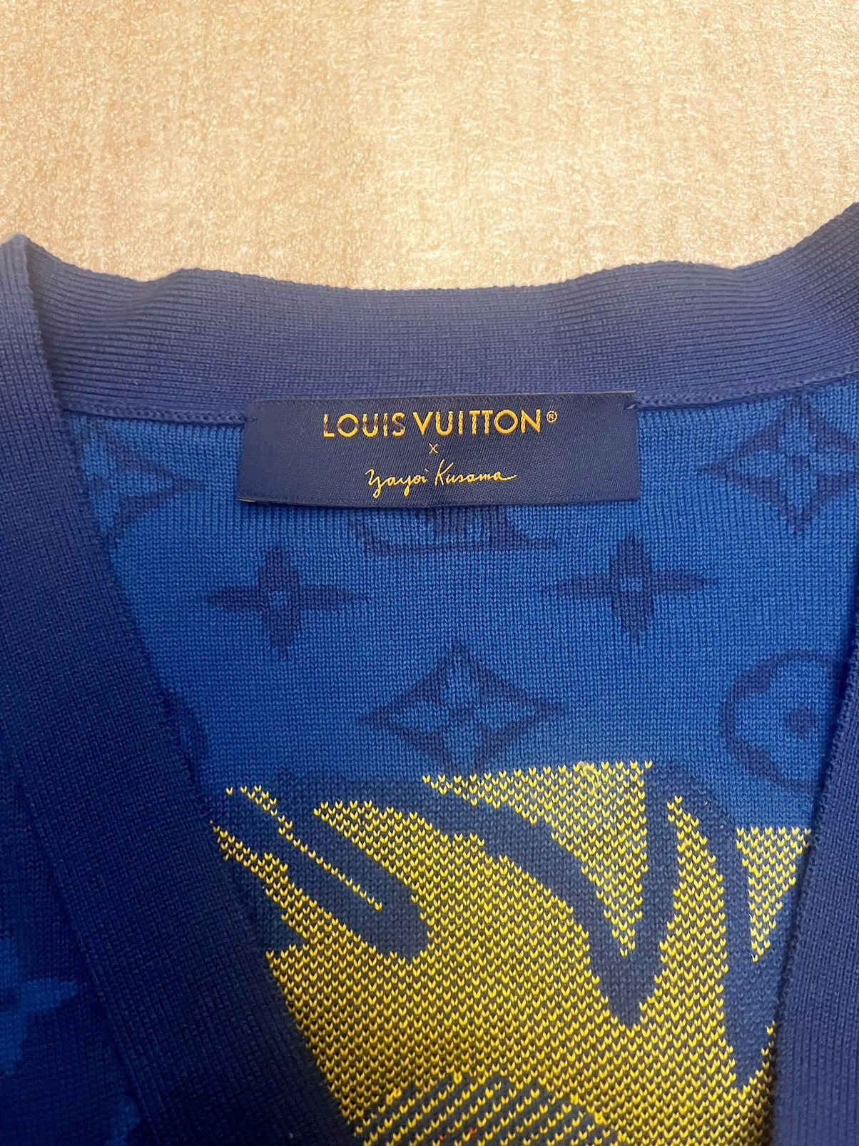 Louis Vuitton Louis Vuitton Luxury Open-Chest Button Sweater Size US M / EU 48-50 / 2 - 3 Thumbnail