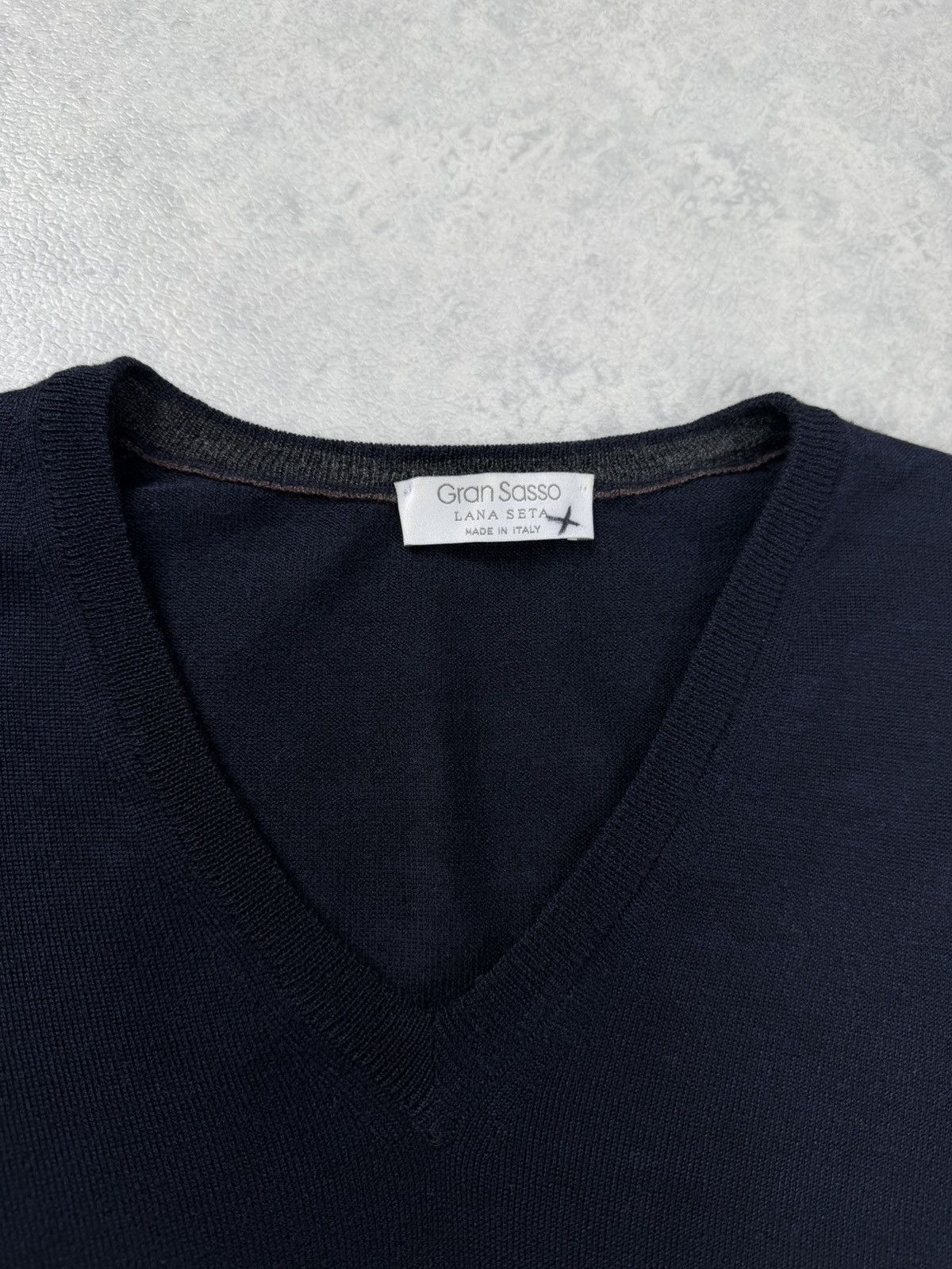 Gran Sasso Gran Sasso Wool/Silk V-Neck Knit Sweater Men’s Size L Size US L / EU 52-54 / 3 - 5 Thumbnail
