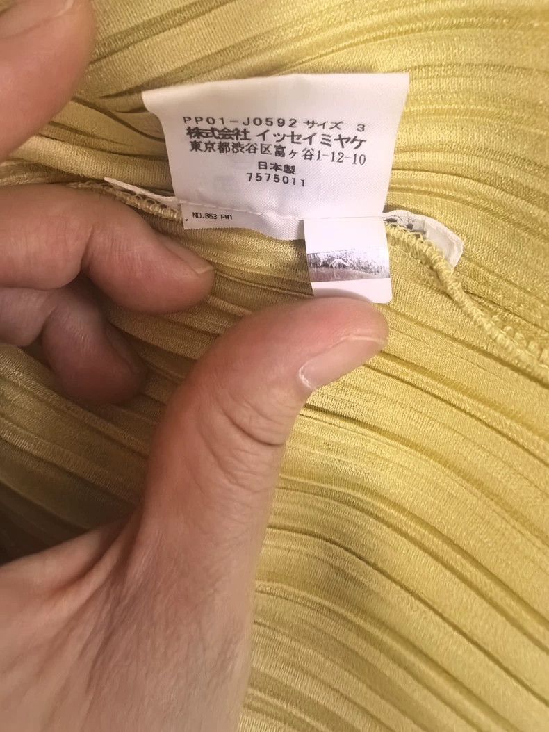 Issey Miyake Issey Miyake size:3 Yellow pleated cardigan coat Size XS / US 0-2 / IT 36-38 - 3 Thumbnail