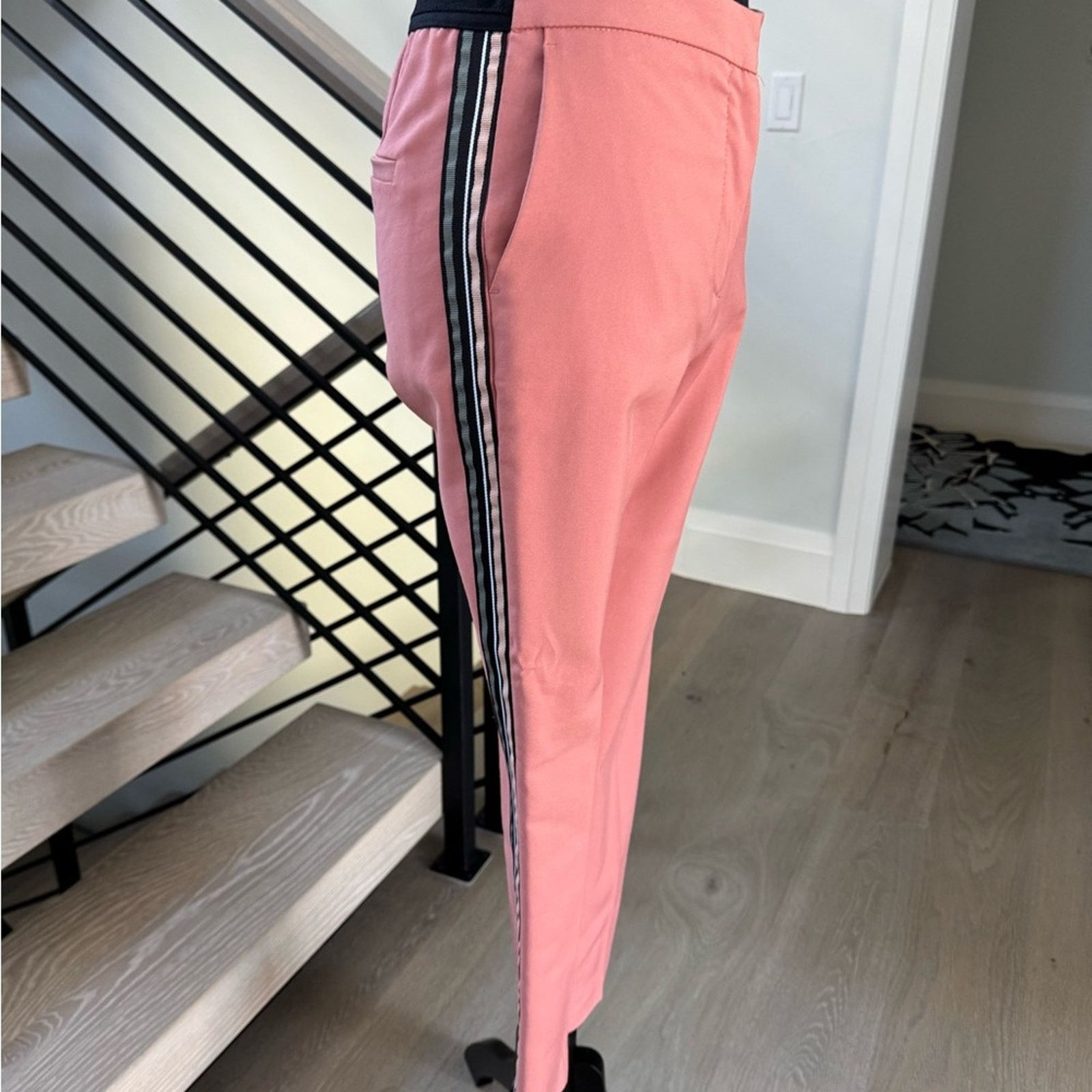 Zara New Zara Women's Pink Joggers with Stripe Detail size S Size 26" / US 2 / IT 38 - 4 Thumbnail