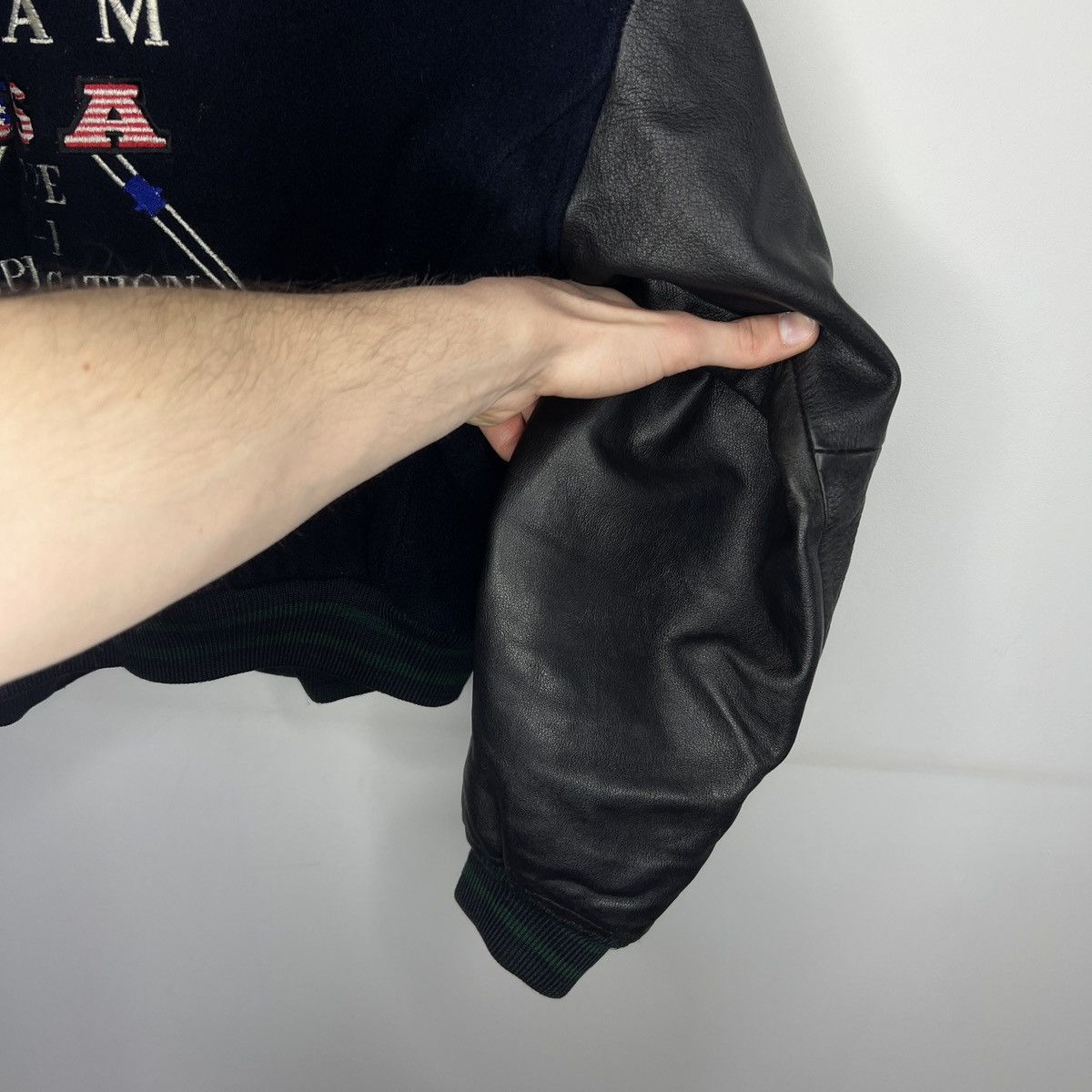 Nautica × Vintage Vintage 80s Nautica G-1 Flight Leather Wool Bomber Jacket Size US L / EU 52-54 / 3 - 12 Thumbnail