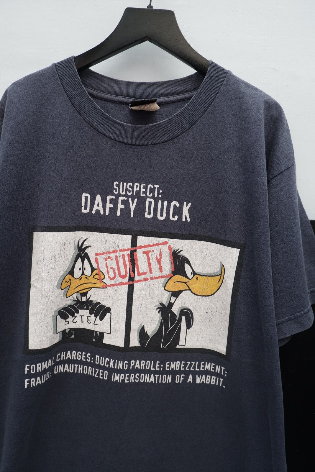 Vintage Vintage Warner Bros Daffy Duck cr 1997 tshirt Size US L / EU 52-54 / 3 - 2 Thumbnail