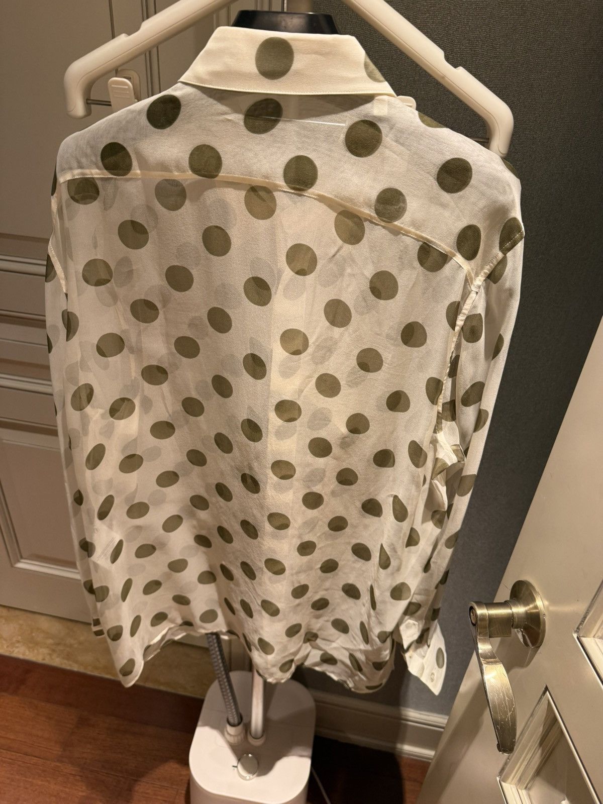 Saint Laurent Paris mulberry silk polka dots shirt collar size 40 Size US M / EU 48-50 / 2 - 10 Thumbnail