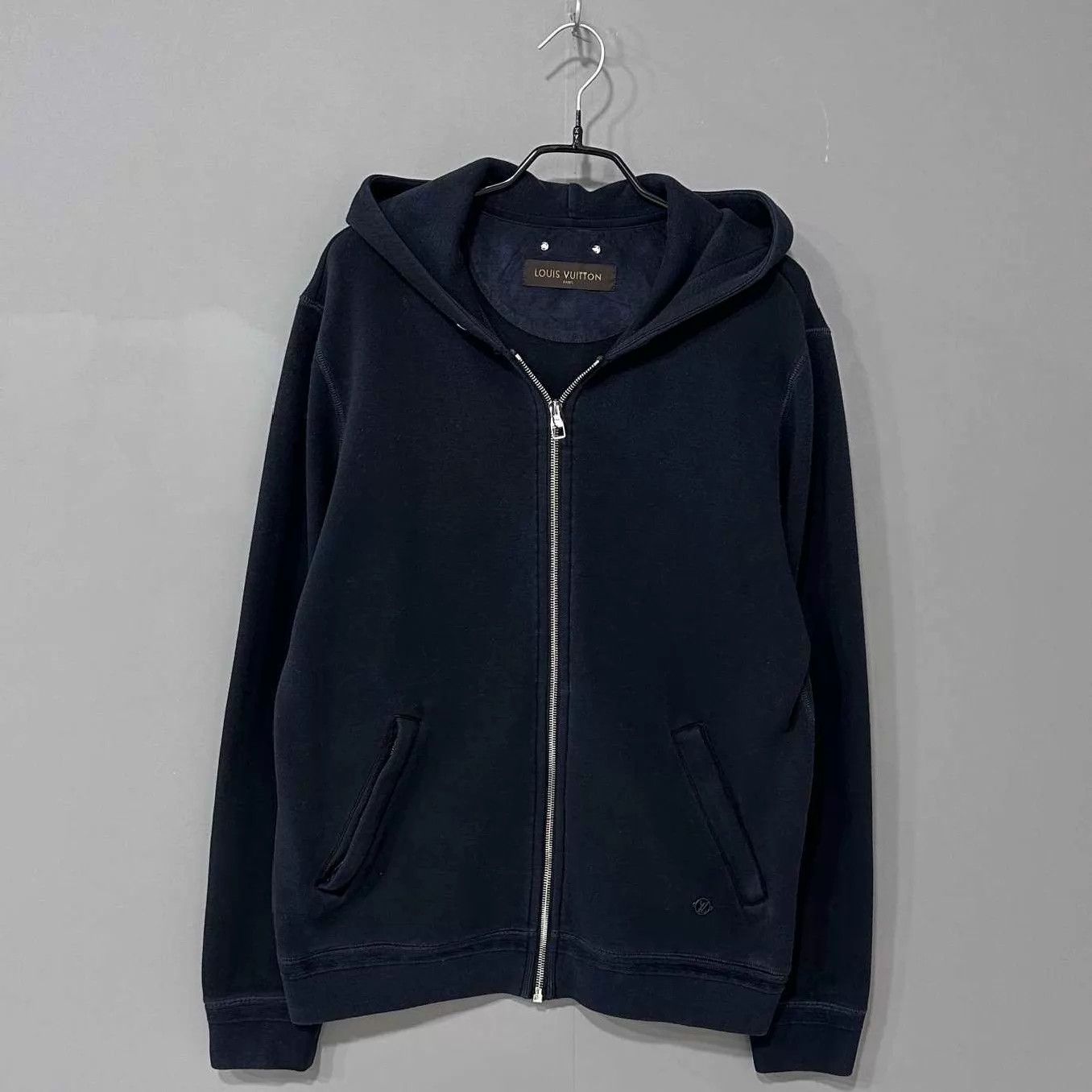 Louis Vuitton LV Navy Blue Hoodie L Size US L / EU 52-54 / 3 - 1 Thumbnail