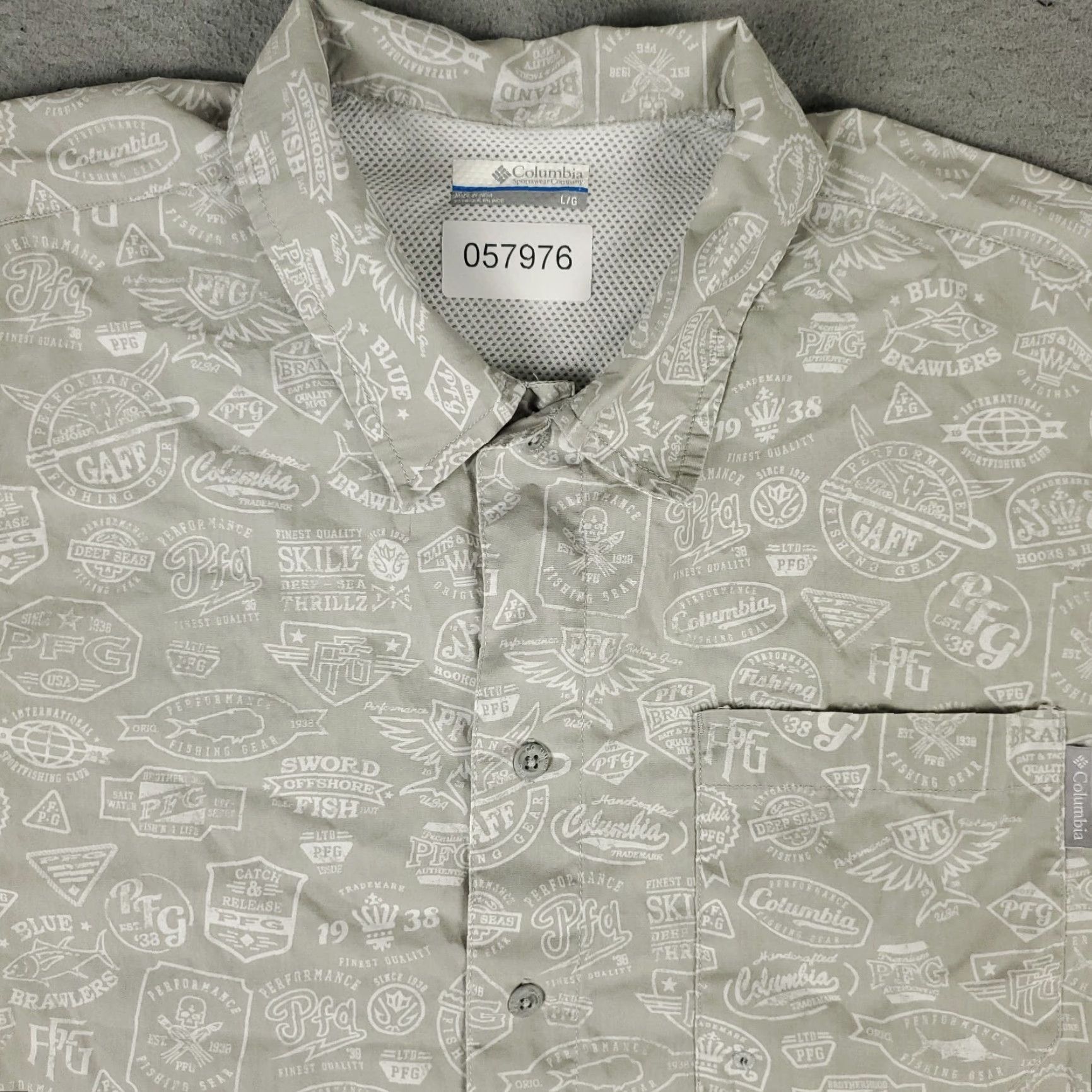 Vintage Columbia Shirt Mens Size Large Beige PFG Vented Fishing Button Up Size US L / EU 52-54 / 3 - 2 Thumbnail