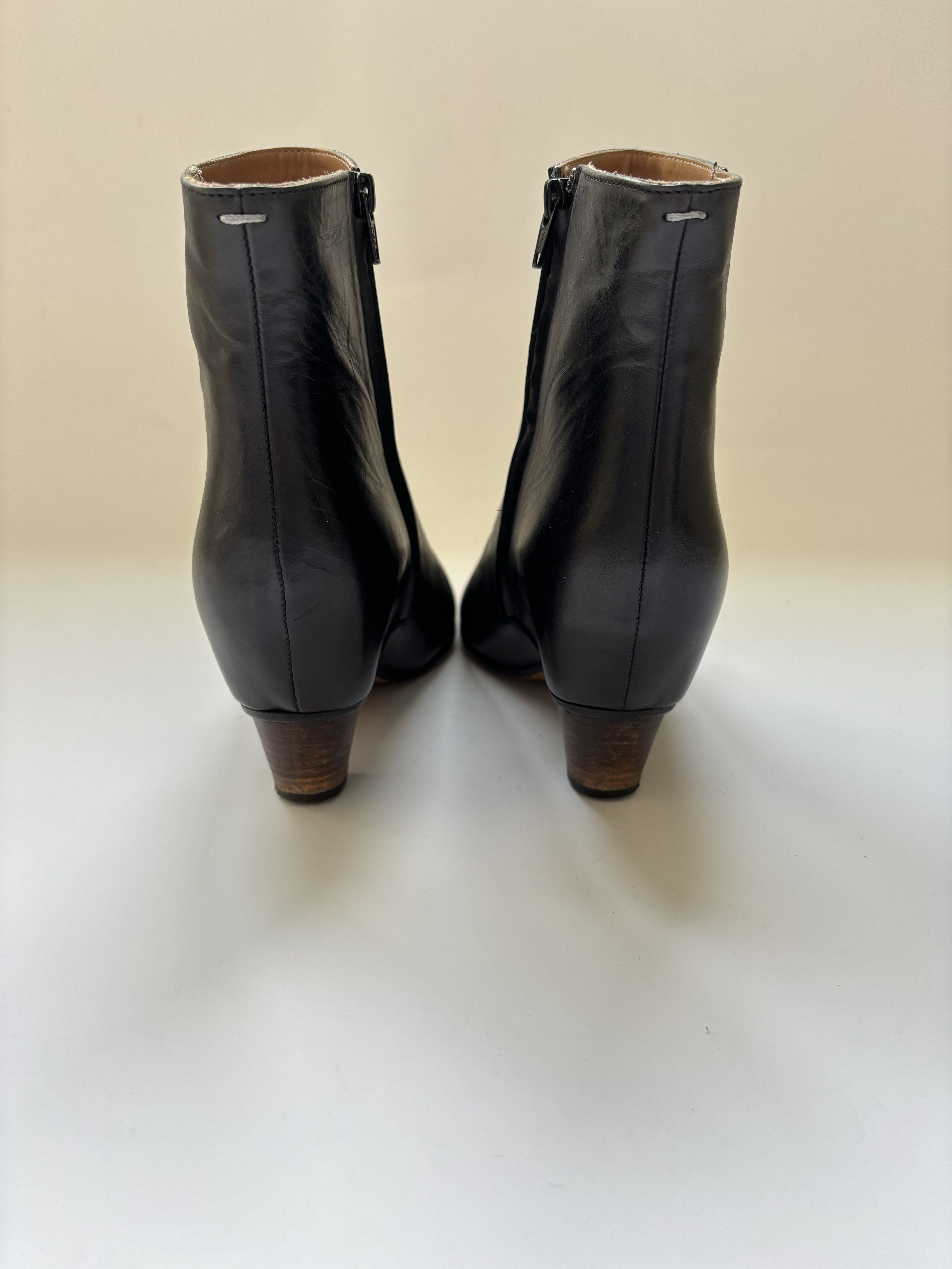 Maison Margiela ⚡️QUICK SALE⚡️Maison Margiela Black Leather Ankle Boots Size US 7 / IT 37 - 5 Thumbnail