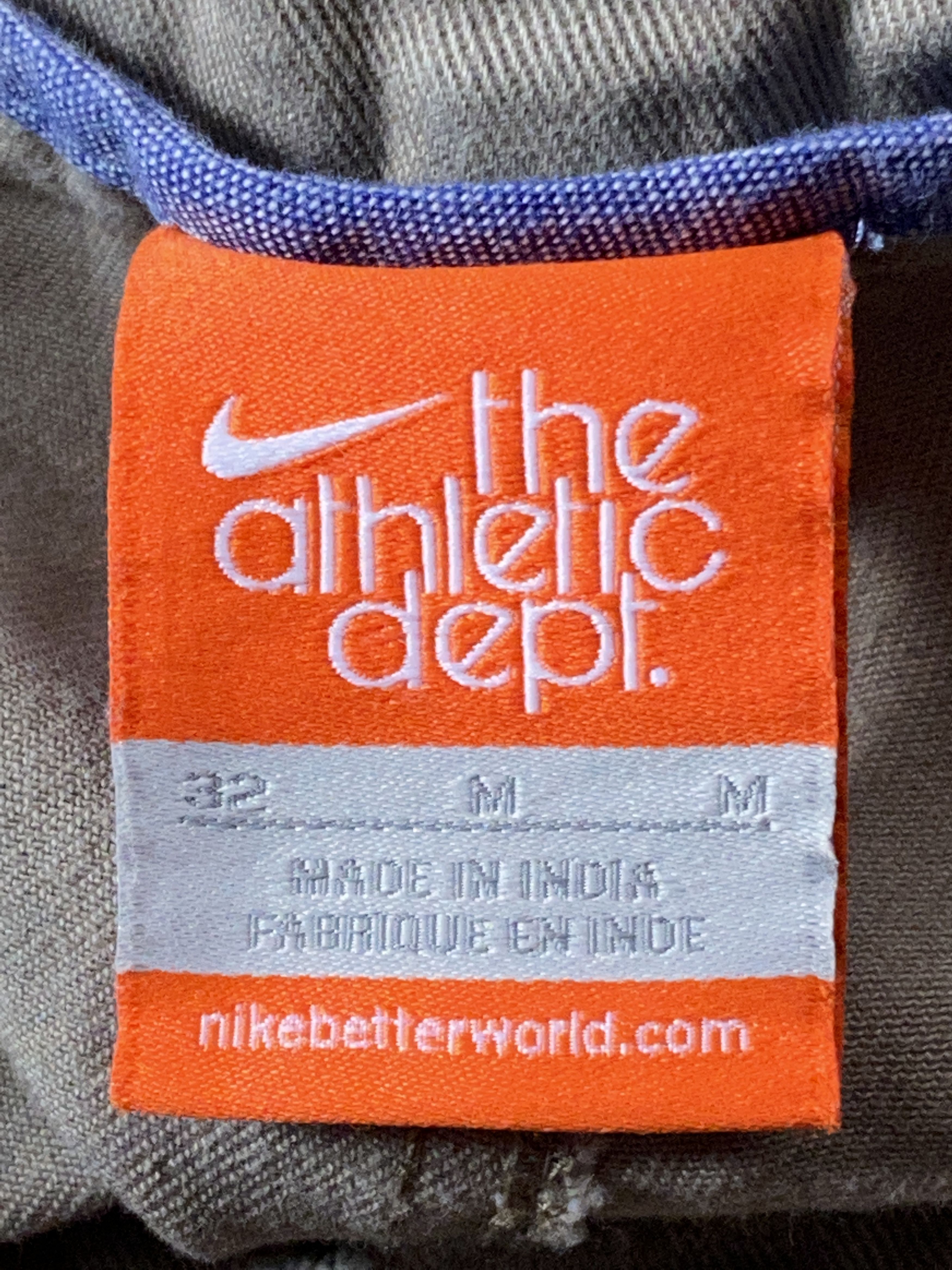 Nike × Vintage Nike Vintage Men's Long Bermuda Shorts - M Size US 32 / EU 48 - 4 Thumbnail