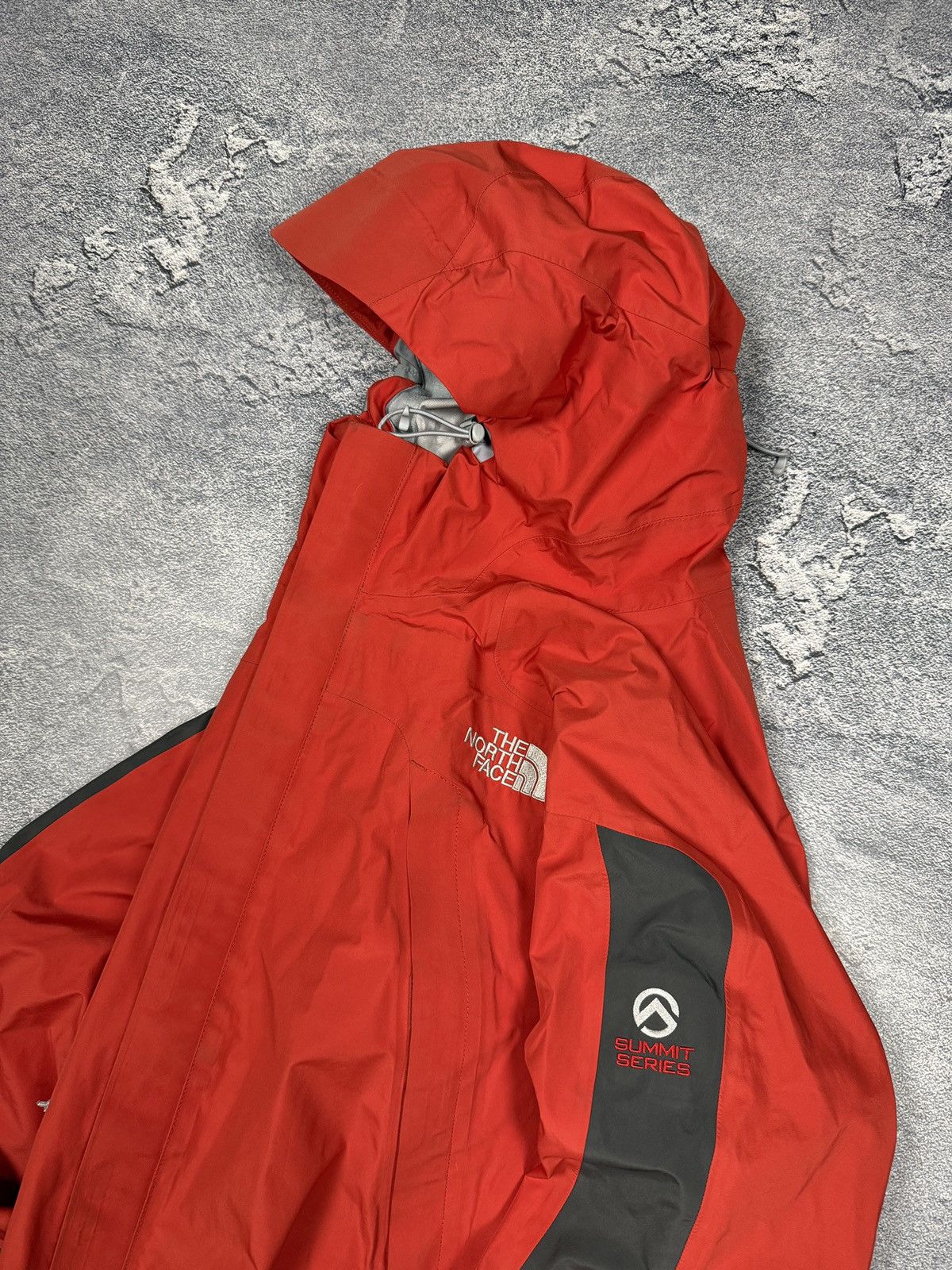 The North Face Outdoor The North Face Jacket Goretex TNF Size US M / EU 48-50 / 2 - 4 Thumbnail