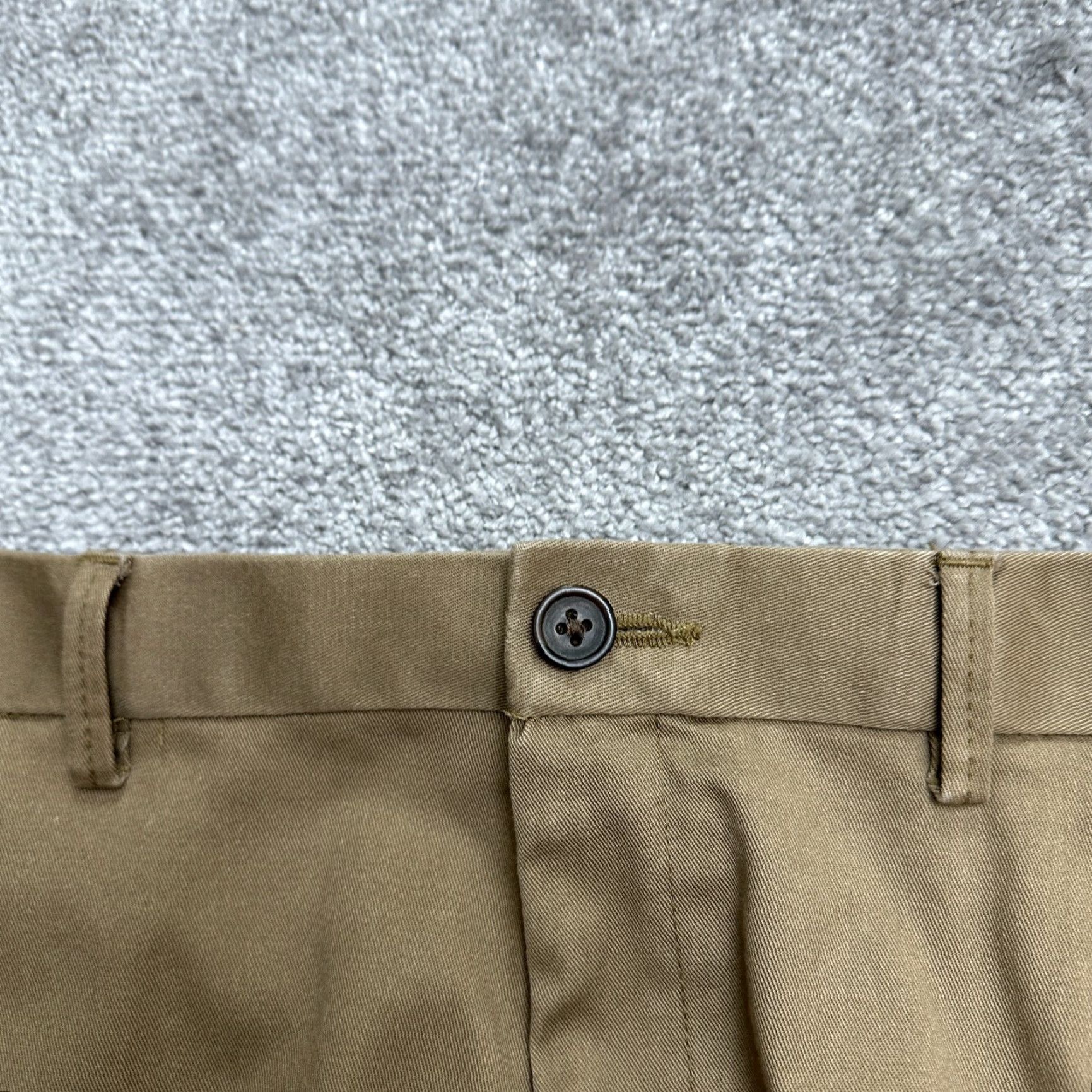 Eddie Bauer VINTAGE Haggar Classic Fit Chino Pants Mens 40x32 Brown Straight Leg Cotton Casual 90s Mens Size US 40 / EU 56 - 3 Thumbnail
