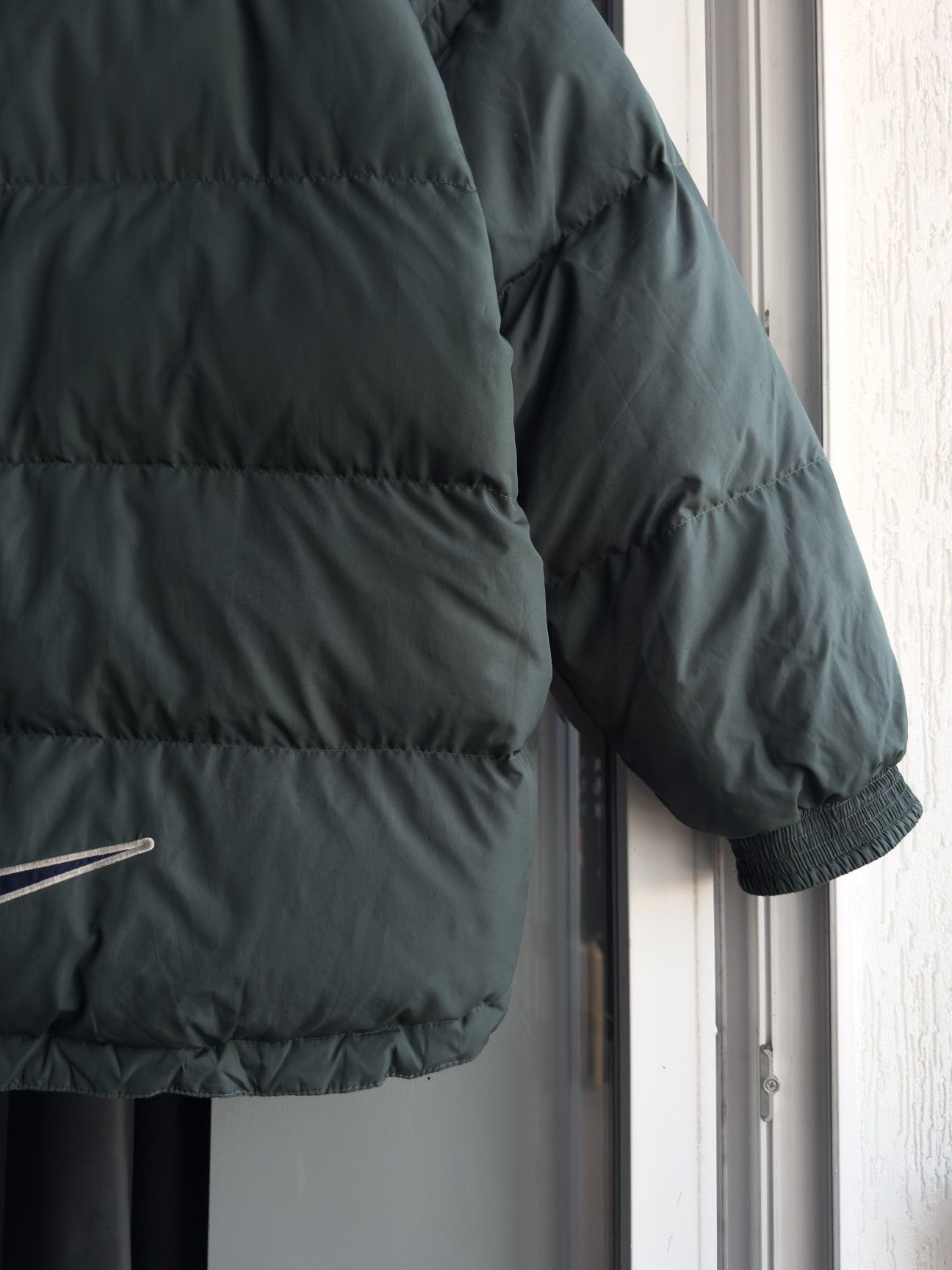 Nike Vintage Nike Down Puffer Jacket Big Swoosh Logo 00's Retro Size US XL / EU 56 / 4 - 6 Thumbnail