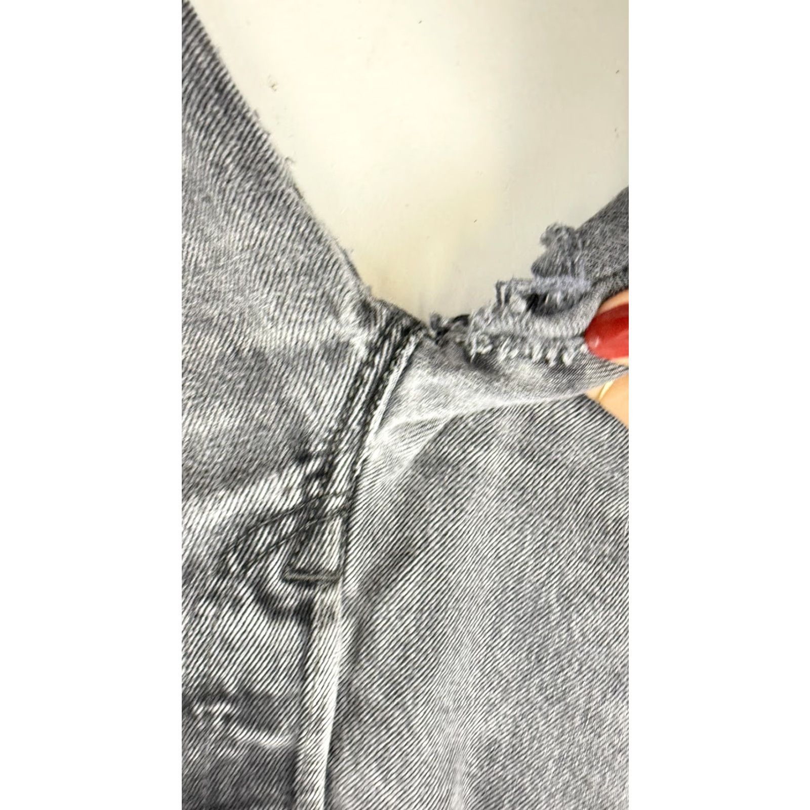 Levi's Levi's 501 Jeans Mens 36x34 Button Fly Distressed Black Gray Crotch Repair Size US 36 / EU 52 - 2 Thumbnail