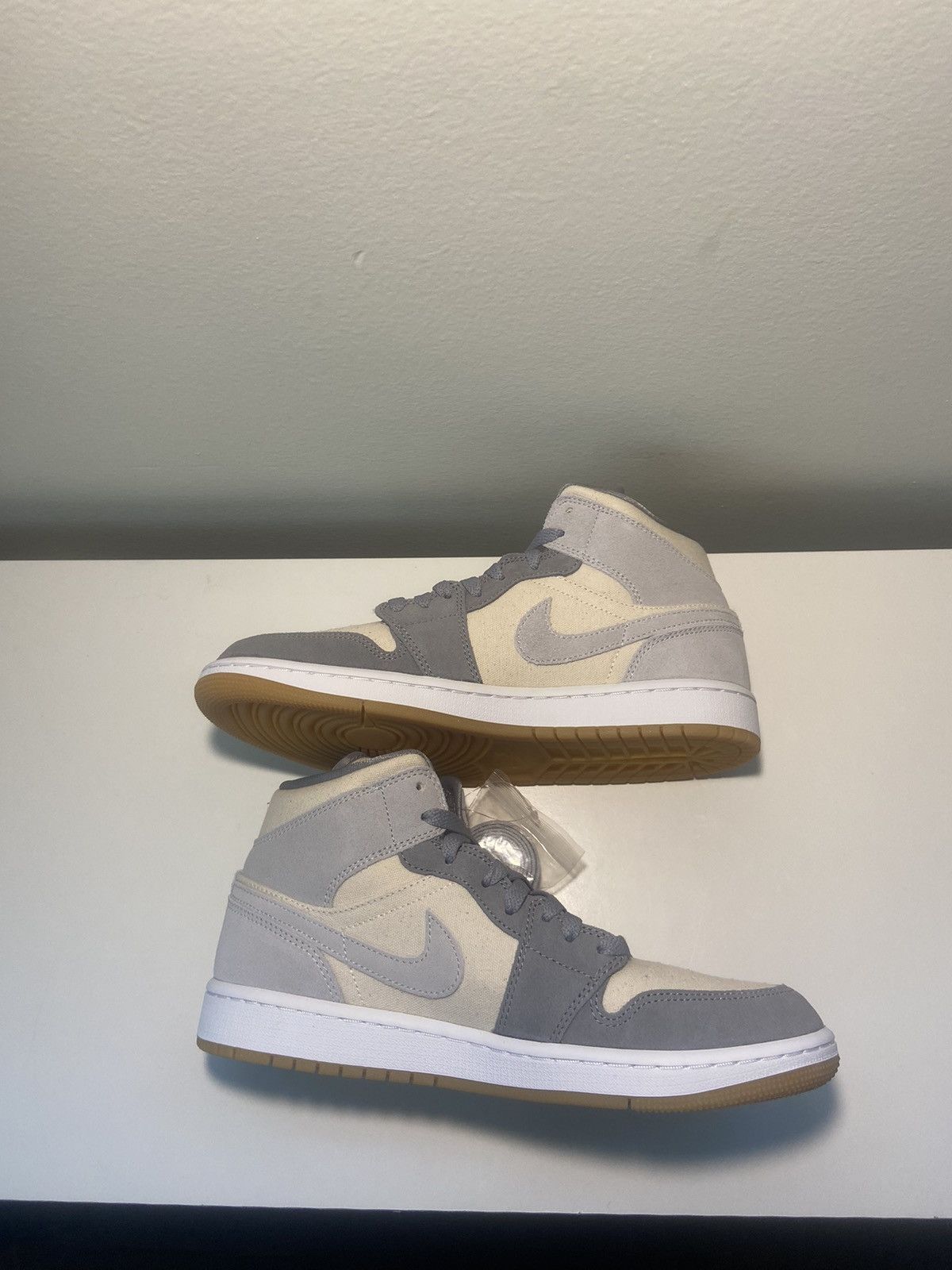 Jordan Brand Air Jordan 1 Mid Coconut Milk Size US 9 / EU 42 - 5 Thumbnail