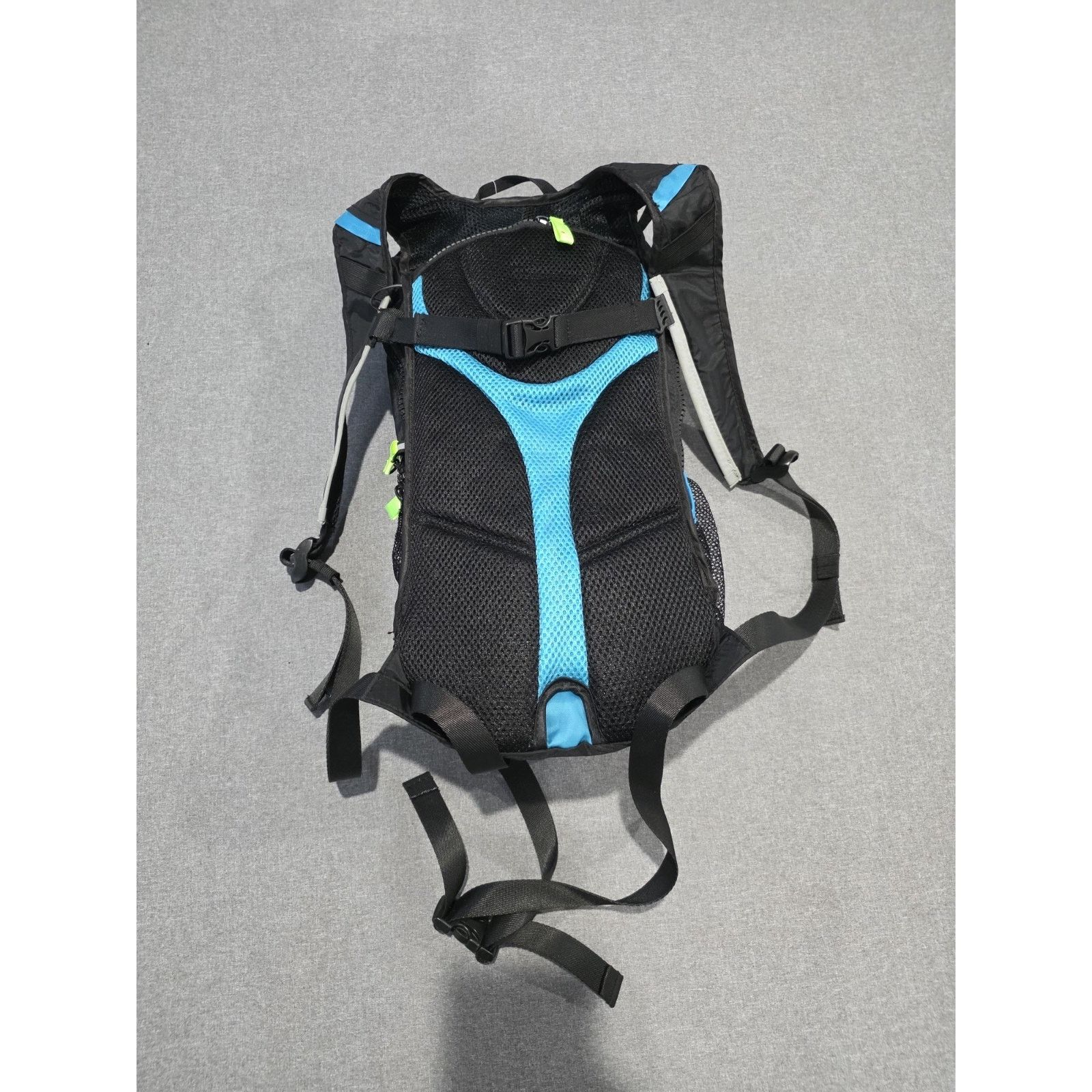 Sweaty Betty Sweaty Betty Backpack black gym fitness bag Mint Condition Size ONE SIZE - 4 Thumbnail