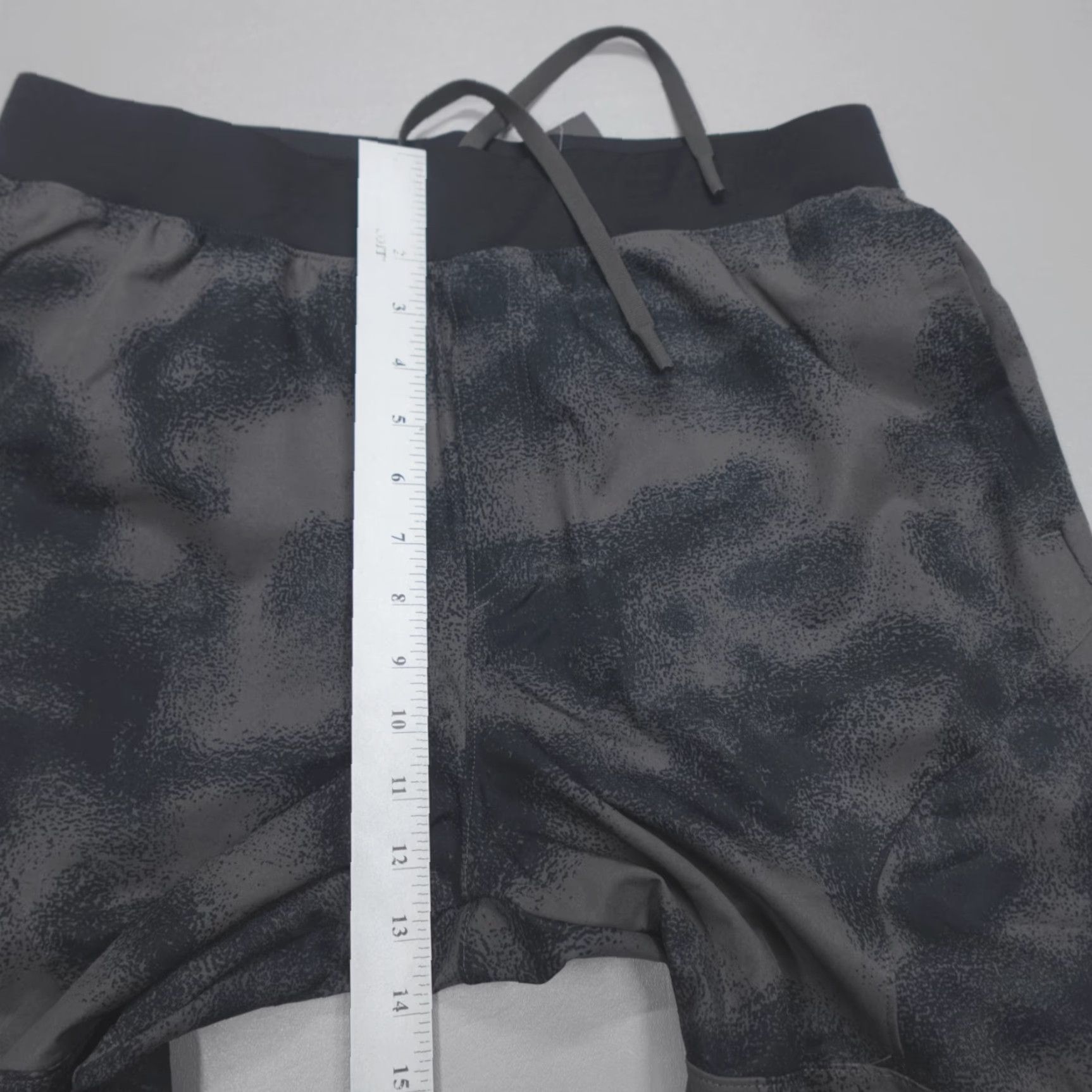 Under Armour Under Armour Unstoppable Joggers Pants Black Camo 4-way Stretch 1352027-010 Size L Mens Size US 33 - 6 Thumbnail