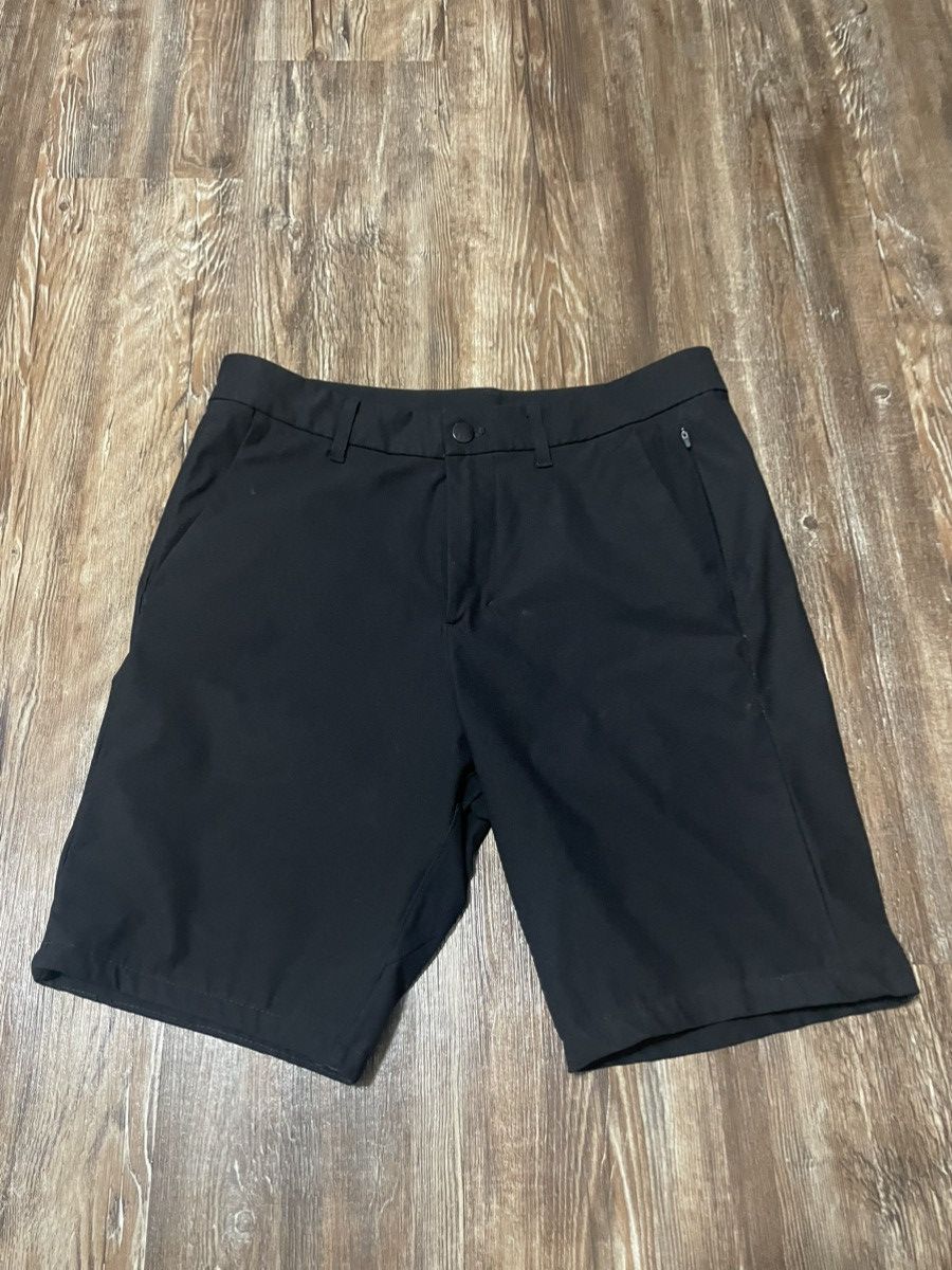 Lululemon Lululemon ABC Shorts 31" S Commission Walking Size US 30 / EU 46 - 1 Thumbnail