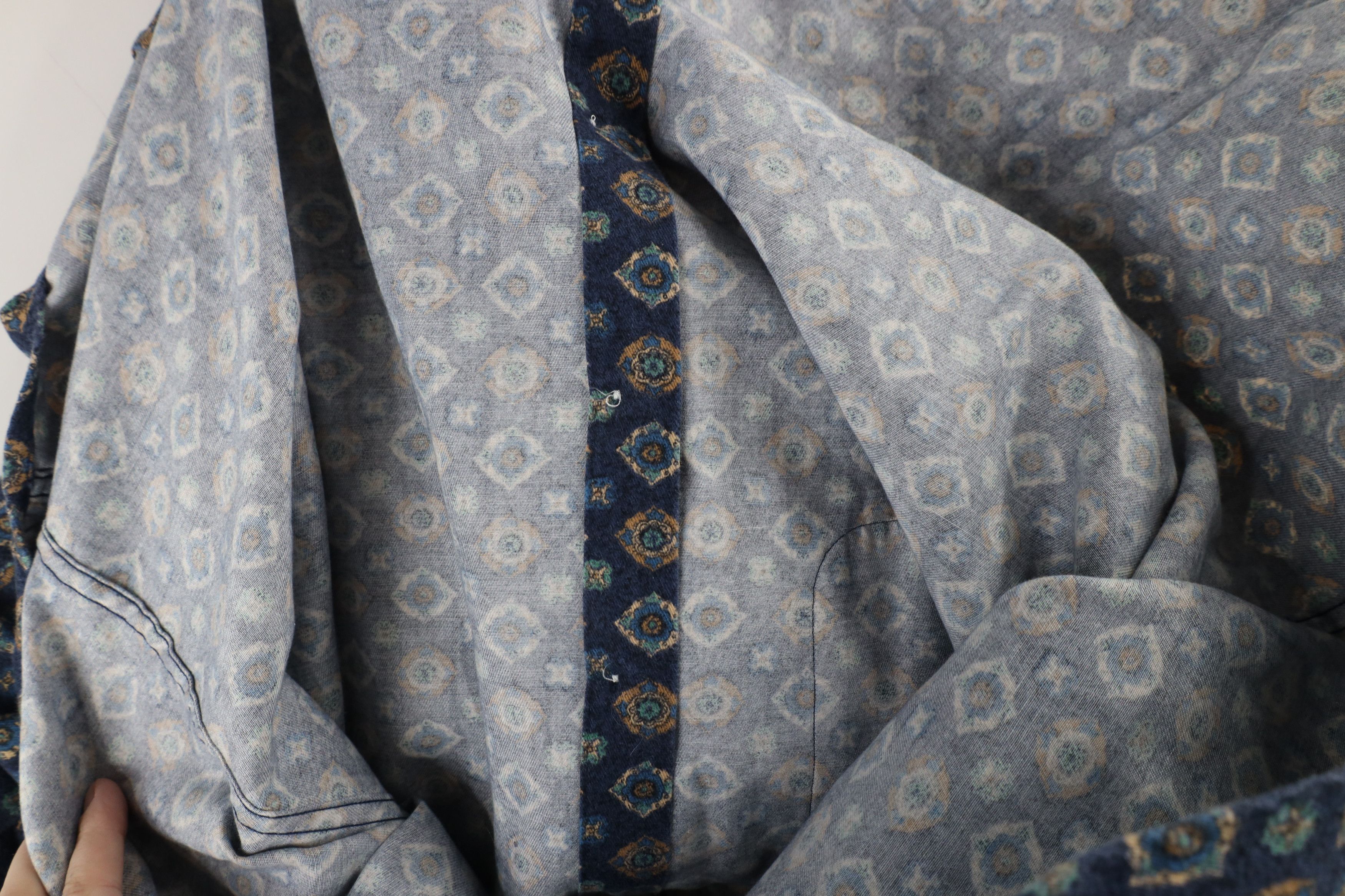 Vintage Vintage 90s Streetwear Heavyweight Button Down Shirt Size US L / EU 52-54 / 3 - 7 Thumbnail