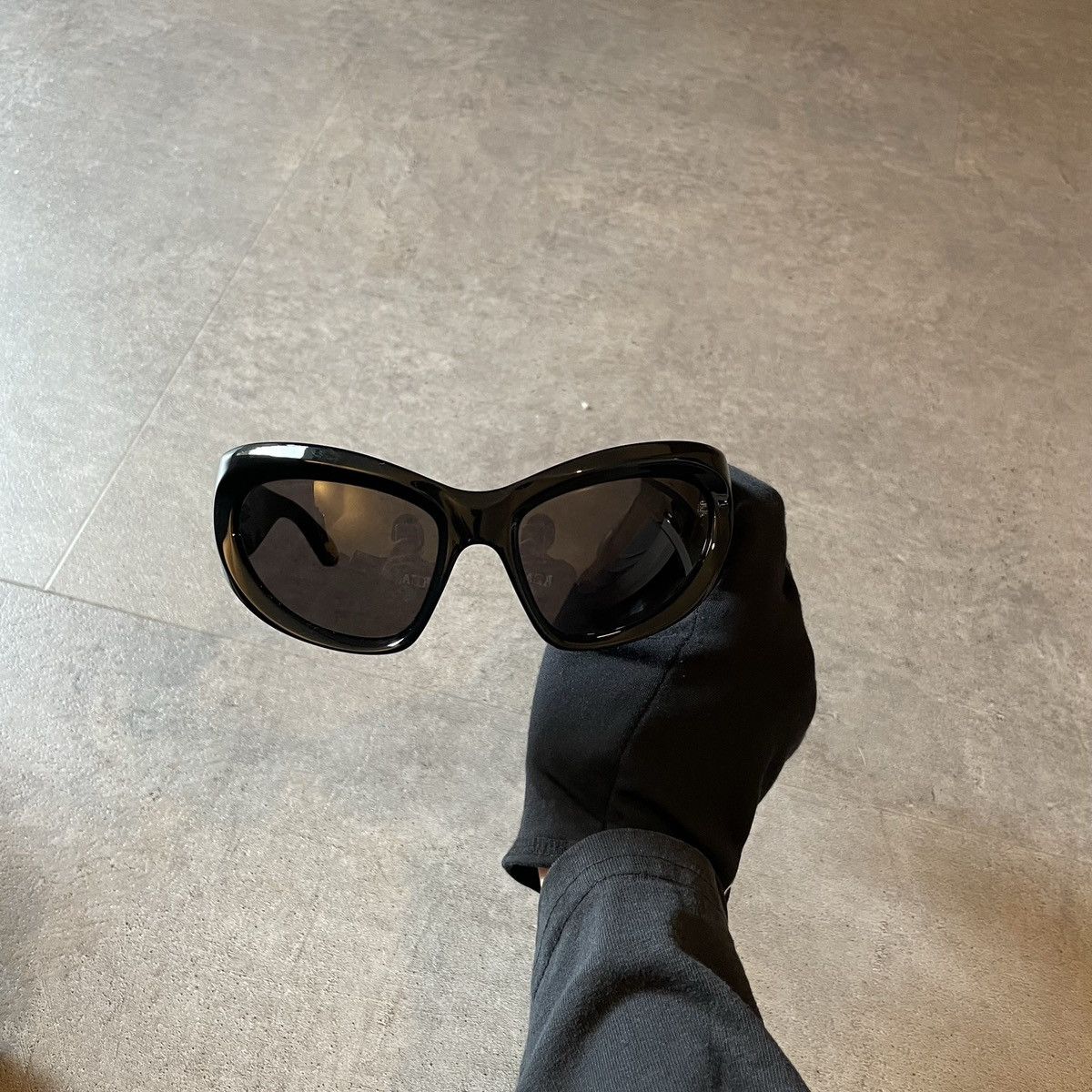 Balenciaga Balenciaga Wide D Frame Sunglasses Size ONE SIZE - 3 Thumbnail