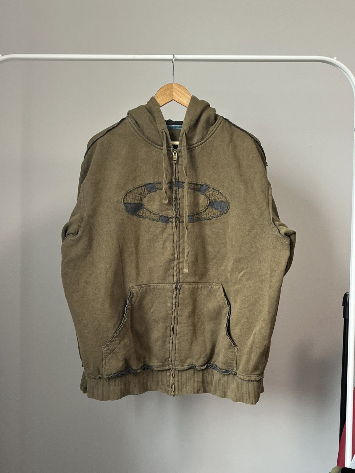 Oakley Vintage Oakley Mountaine Division Rare Embroidered Big Logo Size US L / EU 52-54 / 3 - 1 Thumbnail