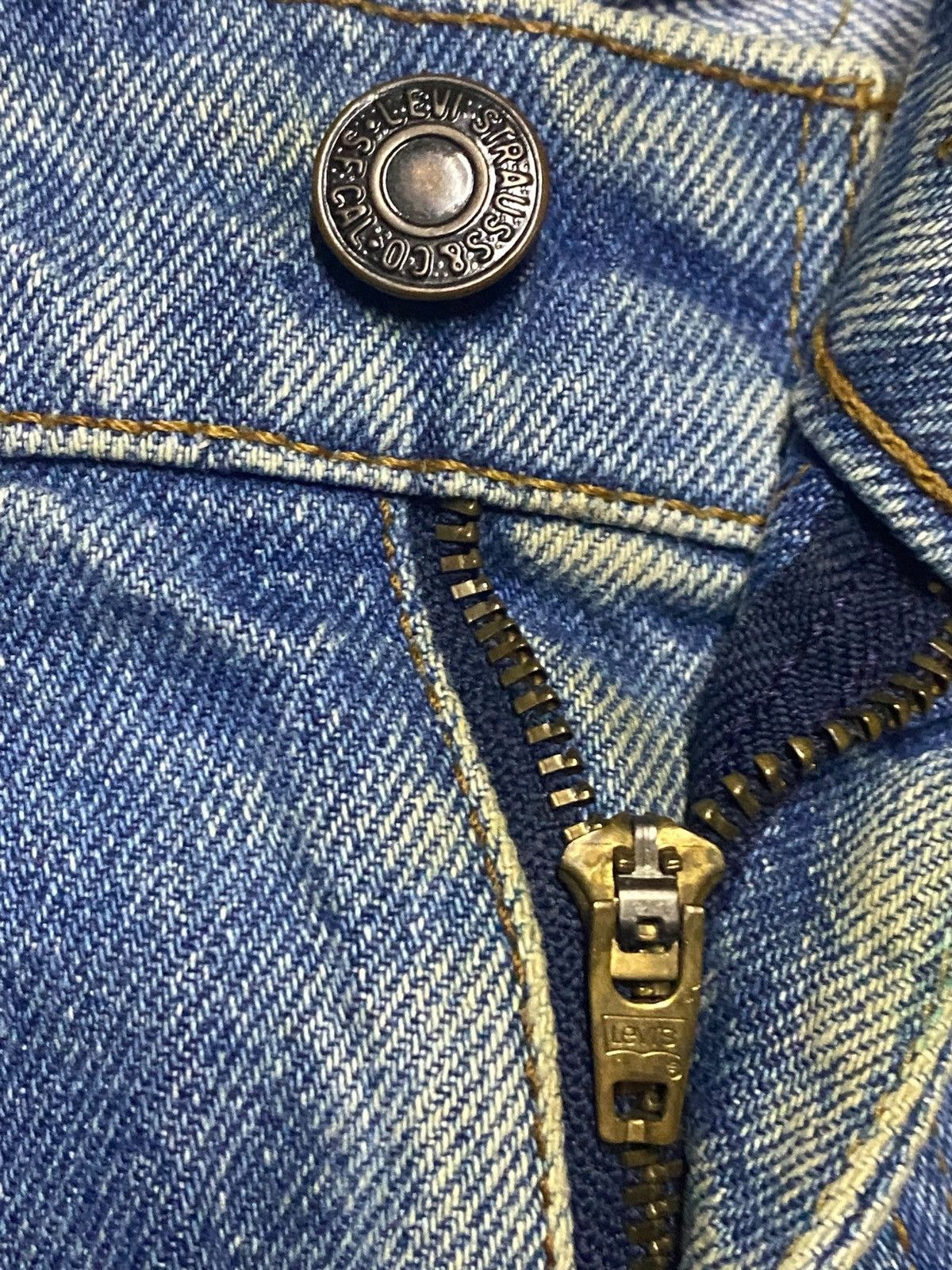 Levi's Vintage Clothing Vintage Levis 606 Light Wash Distressed Tapered Leg Size US 29 - 13 Thumbnail