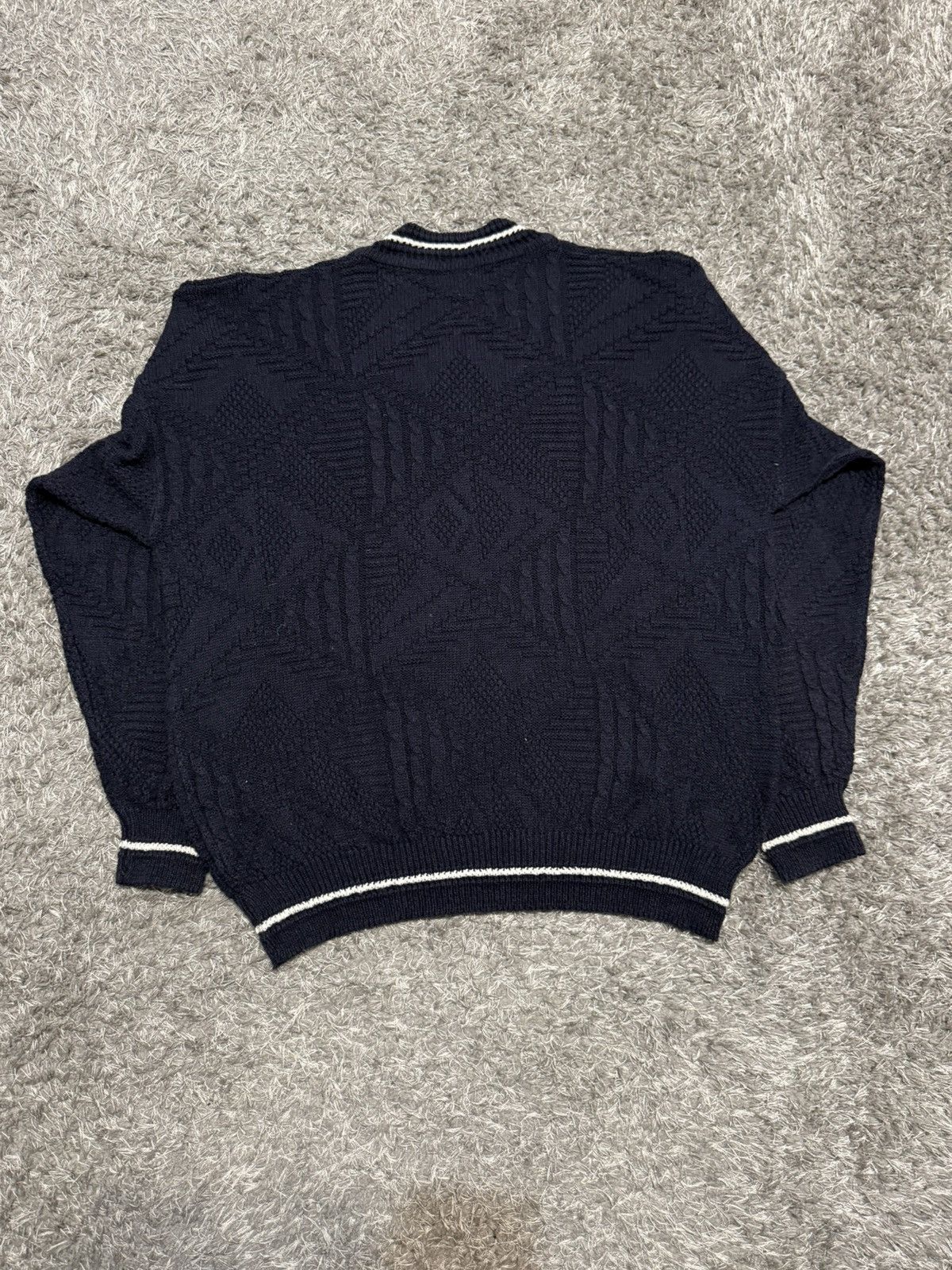 Yves Saint Laurent Vintage Yves Saint Laurent YSL jumper V neck knit Size US XL / EU 56 / 4 - 4 Thumbnail