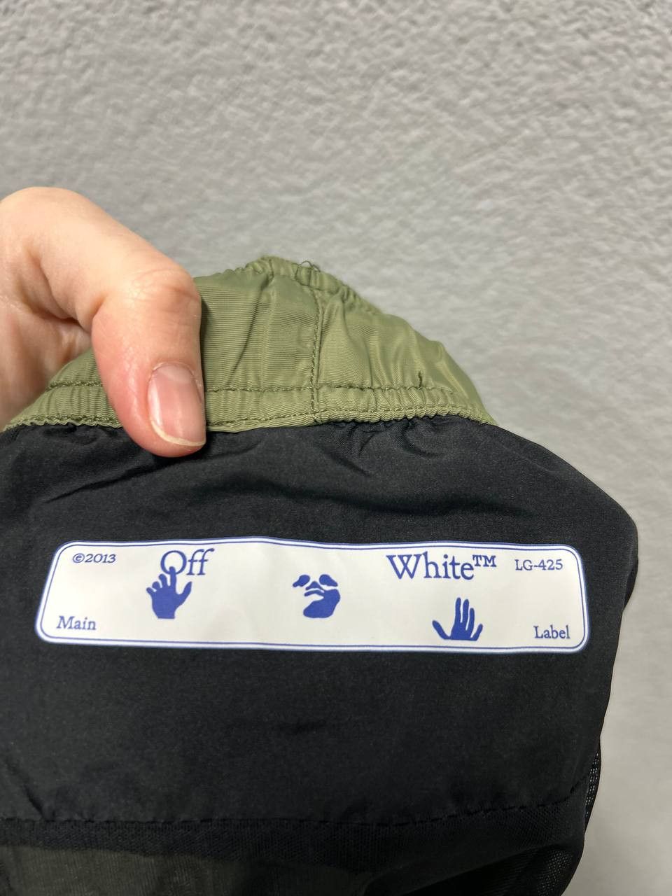 Off-White Off White mens shorts S Size US 30 / EU 46 - 9 Thumbnail