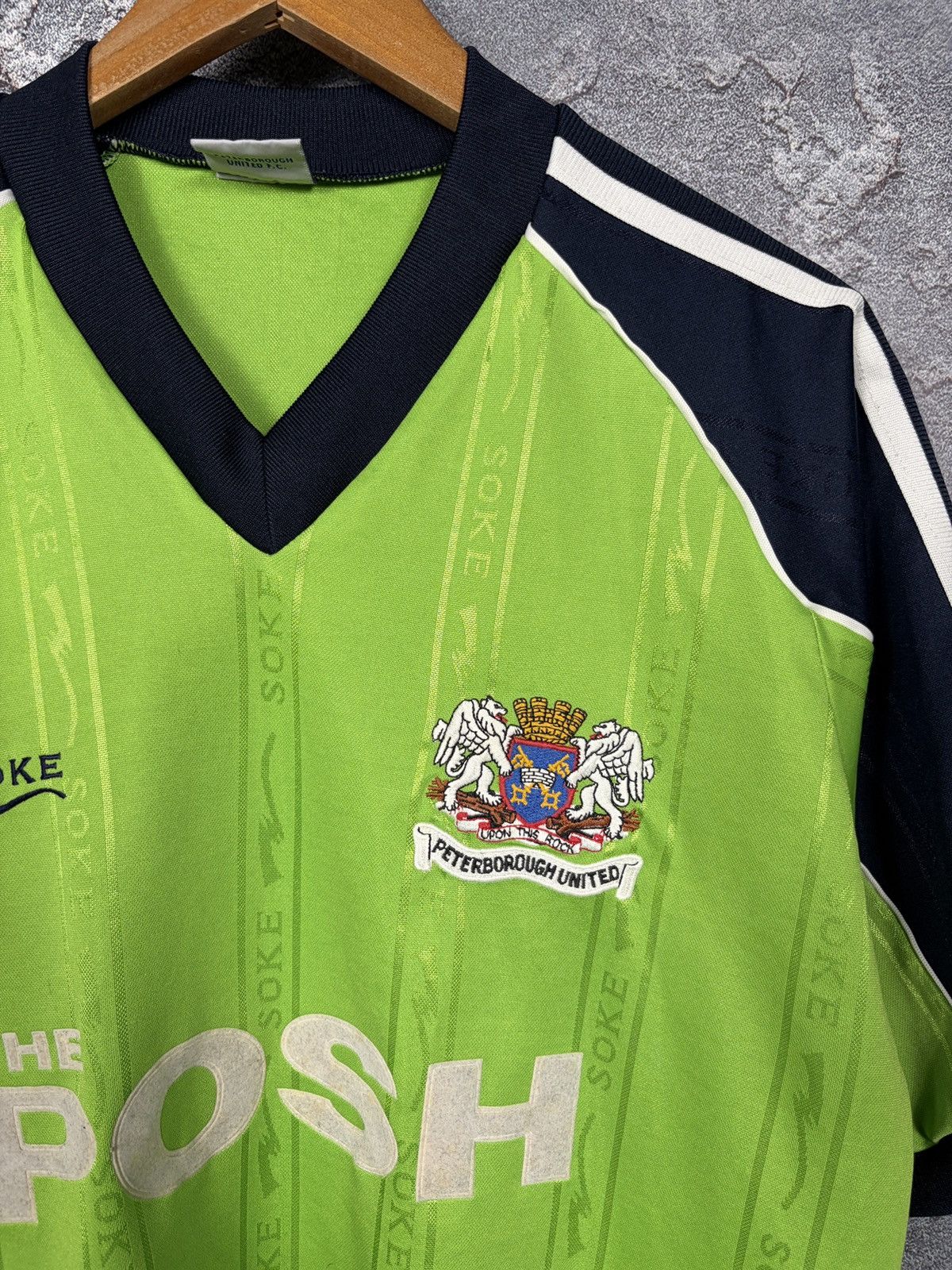 Vintage Vintage 2000/01 Peterborough United Away Jersey T-shirt Size US M / EU 48-50 / 2 - 4 Thumbnail