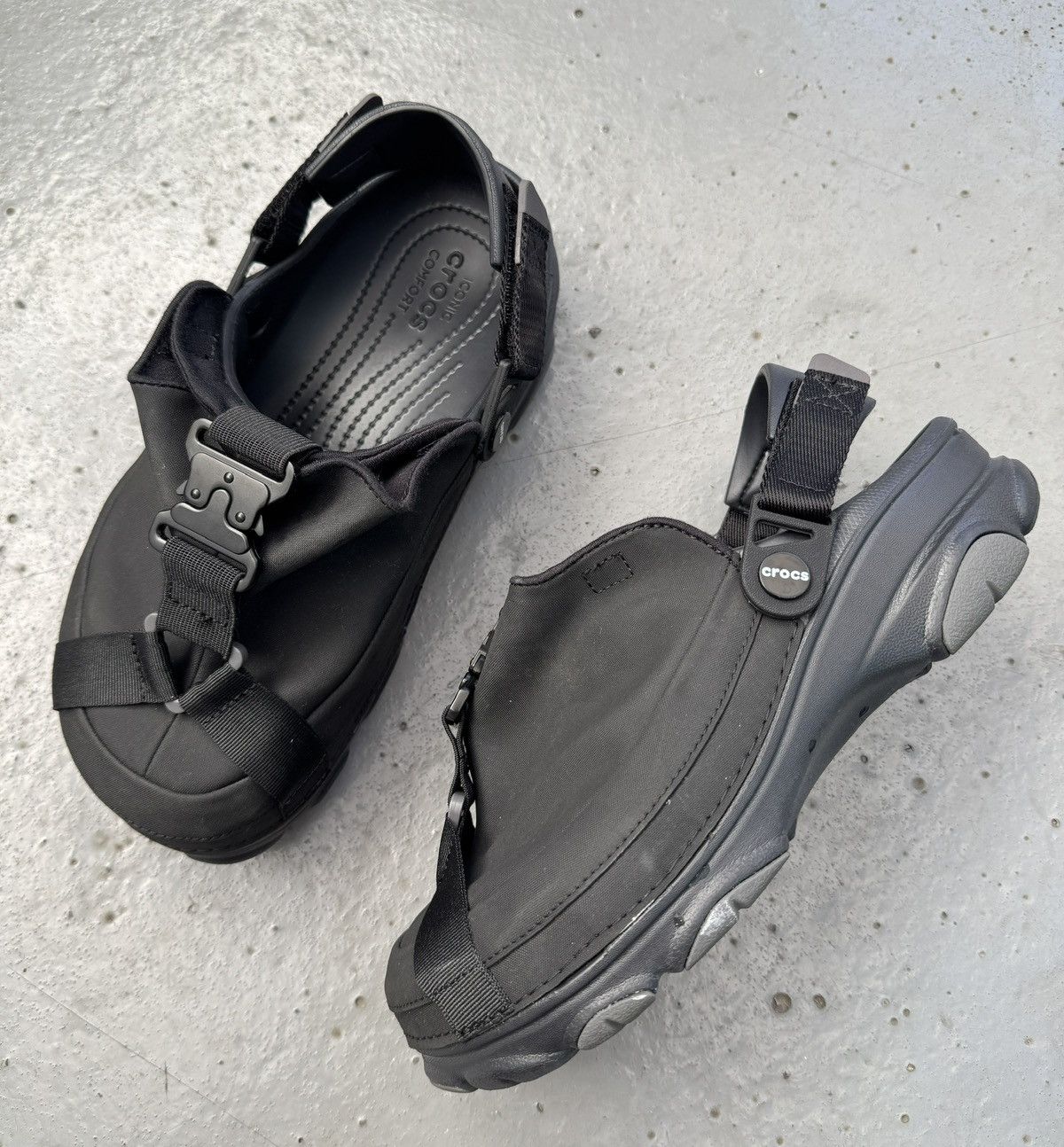Beams Plus × Crocs Beams x Crocs Cobra Buckle Sandals Clog Black Size US 8 / EU 41 - 2 Thumbnail