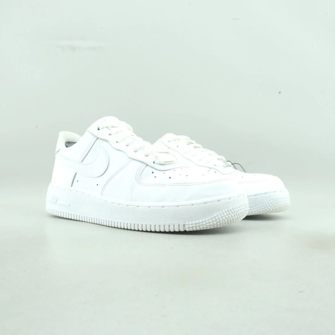 Nike Nike Air Force 1 Low trainers all-white leather colorway Size US 8 / EU 41 - 3 Thumbnail