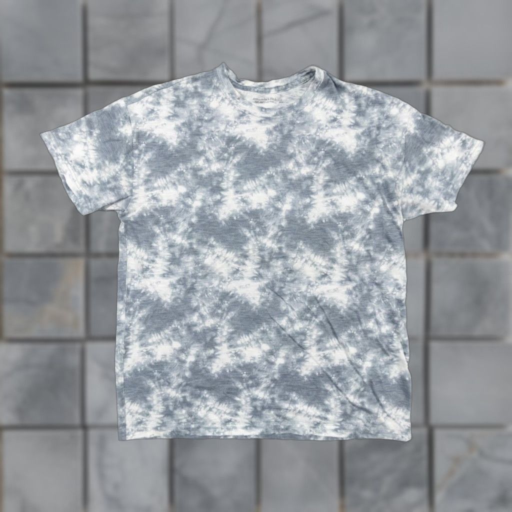 Abercrombie & Fitch Abercrombie & Fitch Shirt Small Gray Short Sleeve Tee A&F Collection Adult Size US S / EU 44-46 / 1 - 1 Thumbnail
