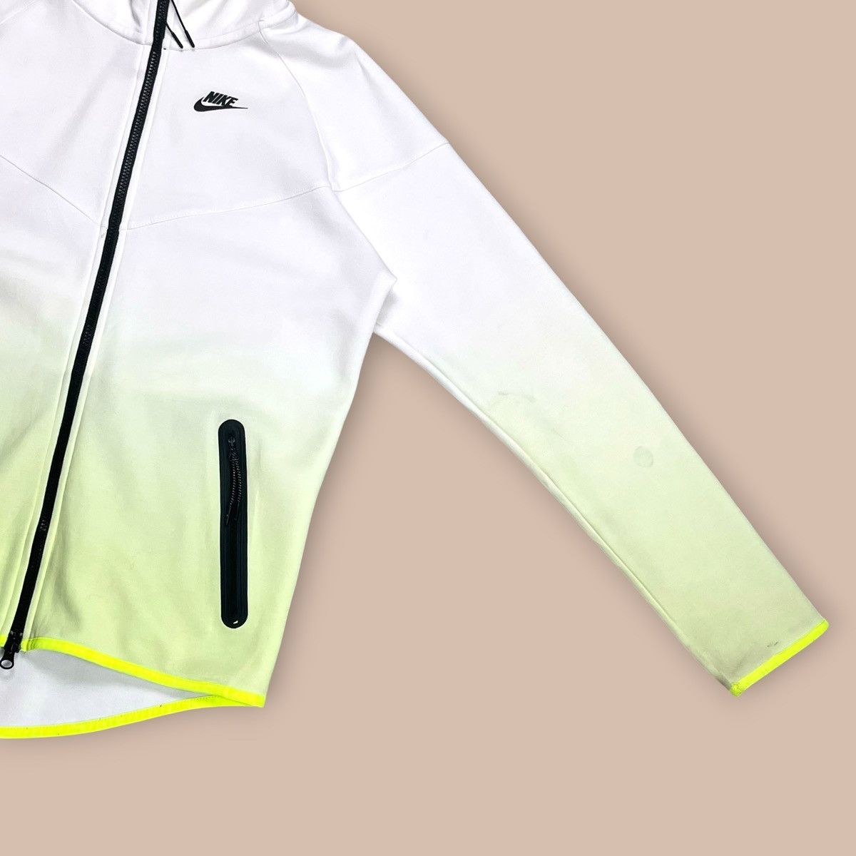 Nike Nike Tech Fleece Fade WHITE/VOLT Windrunner Hoodie Size US L / EU 52-54 / 3 - 10 Thumbnail