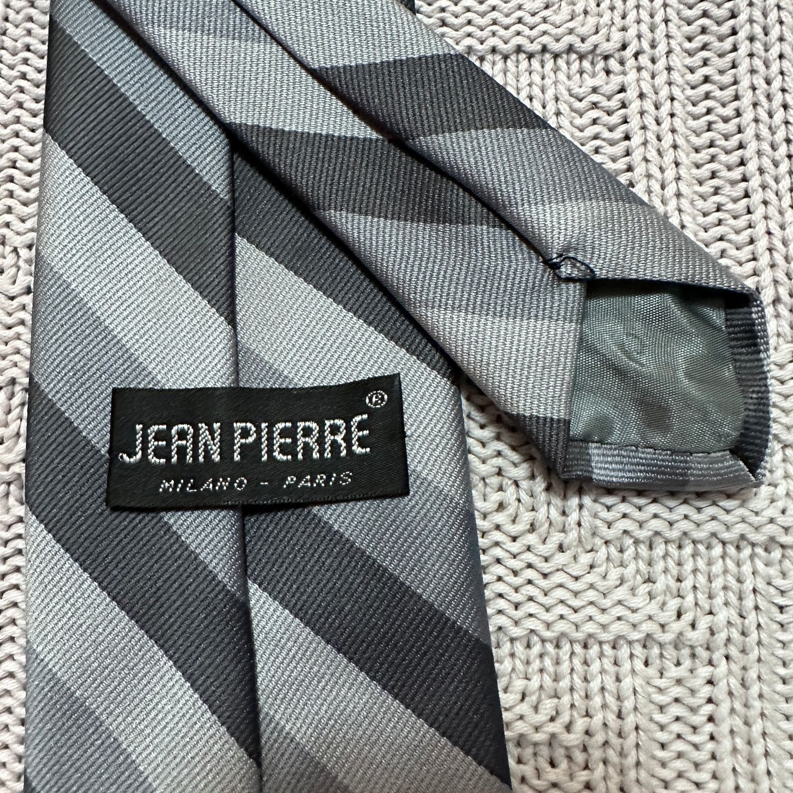 Vintage Vintage Jean Pierre silver striped men's tie Size ONE SIZE - 3 Thumbnail