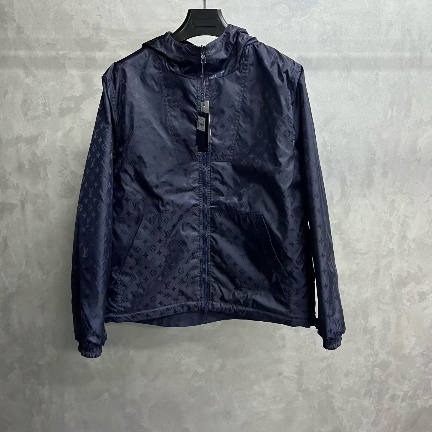 Louis Vuitton Louis Vuitton Nylon Blue Light Jacket M Men Size US M / EU 48-50 / 2 - 1 Thumbnail
