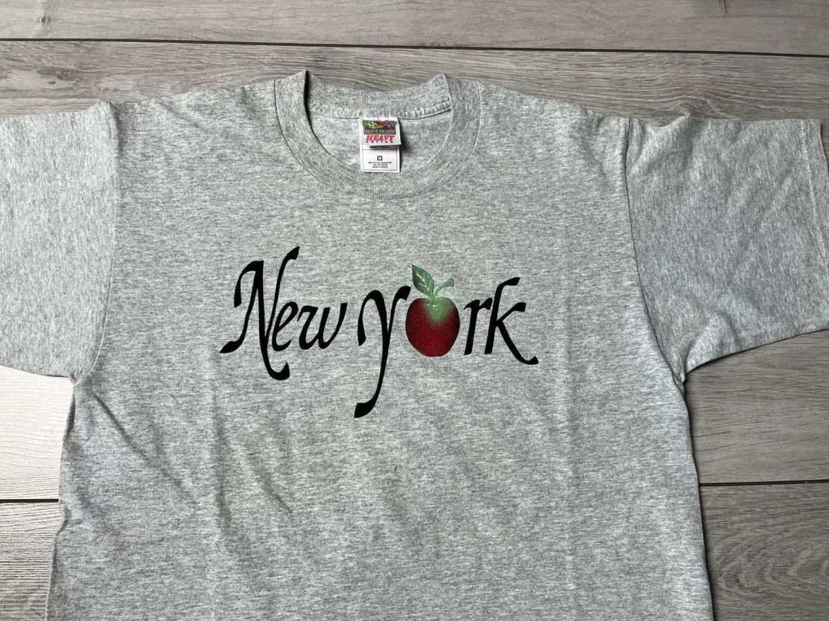 Band Tees Vintage New York apple T-shirt size Medium Size US M / EU 48-50 / 2 - 3 Thumbnail