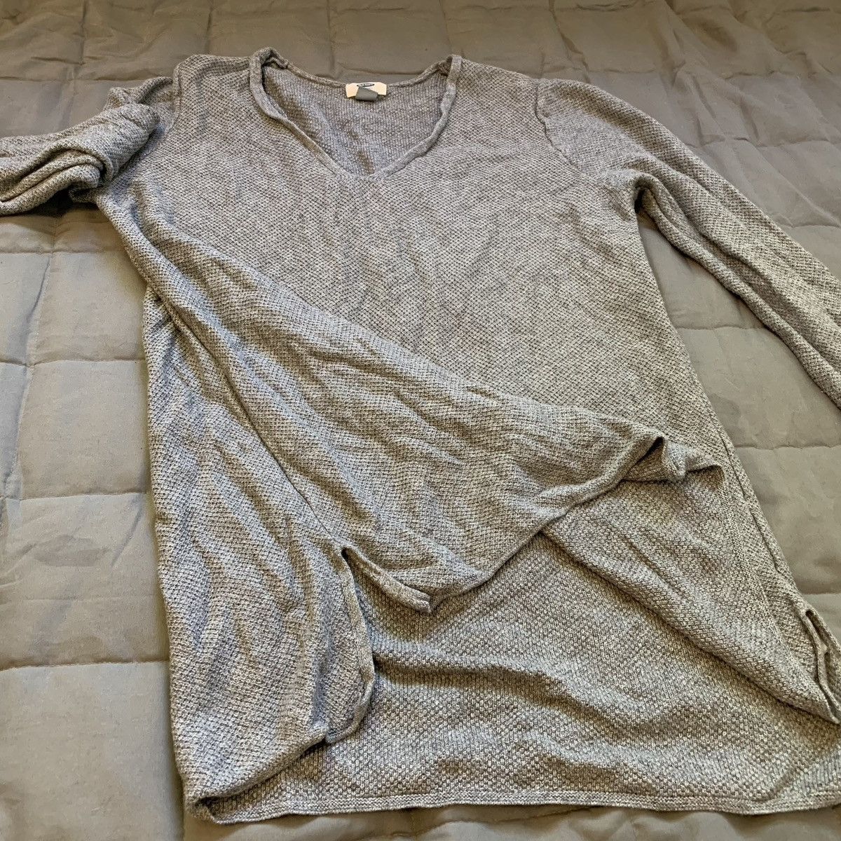 Old Navy Long sleeve V-neck Size US XL / EU 56 / 4 - 2 Thumbnail