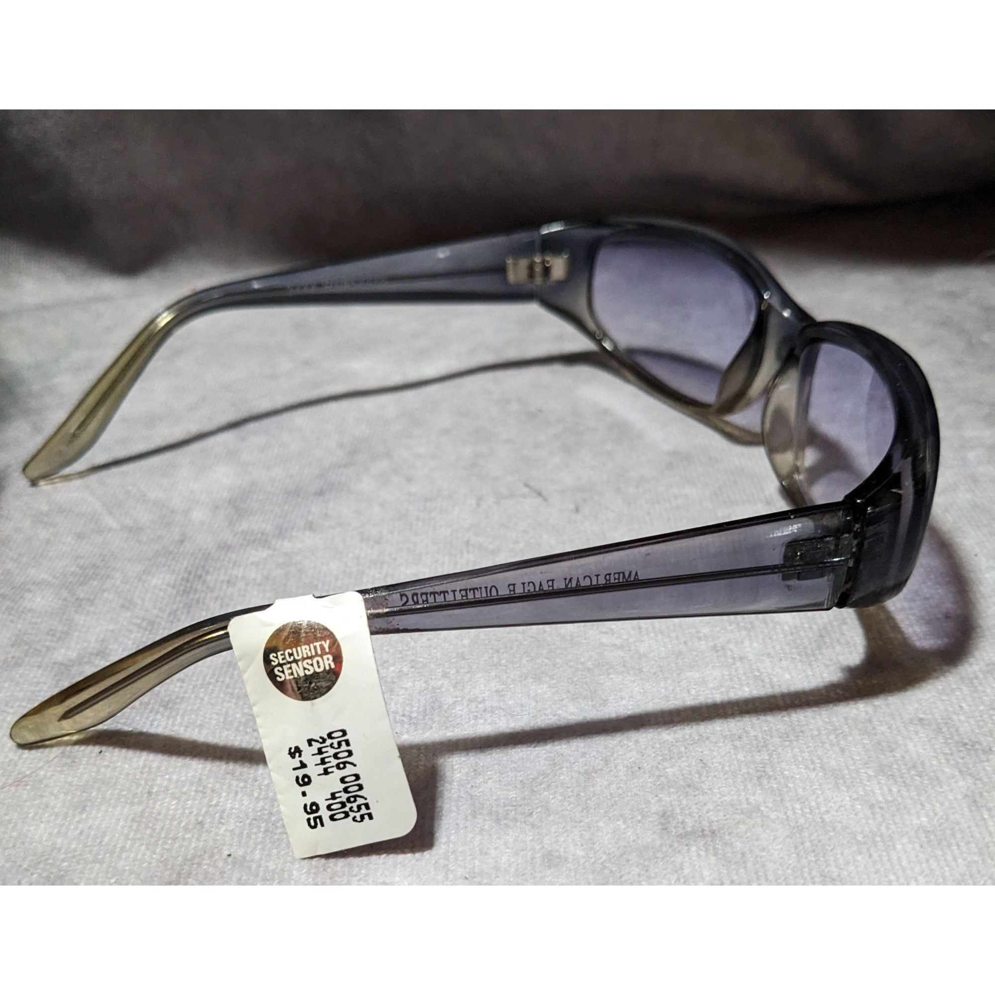 American Eagle Outfitters American Eagle Outfitters Blue Translucent Sunglasses Size ONE SIZE - 6 Thumbnail
