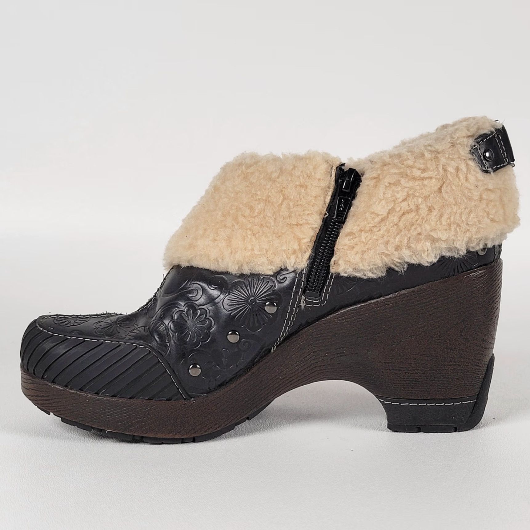 Vintage Jambu HOLLAND Bootie Women 8M Black Tooled Leather Faux Fur Trim Shoes Boots Size US 8 / IT 38 - 5 Thumbnail