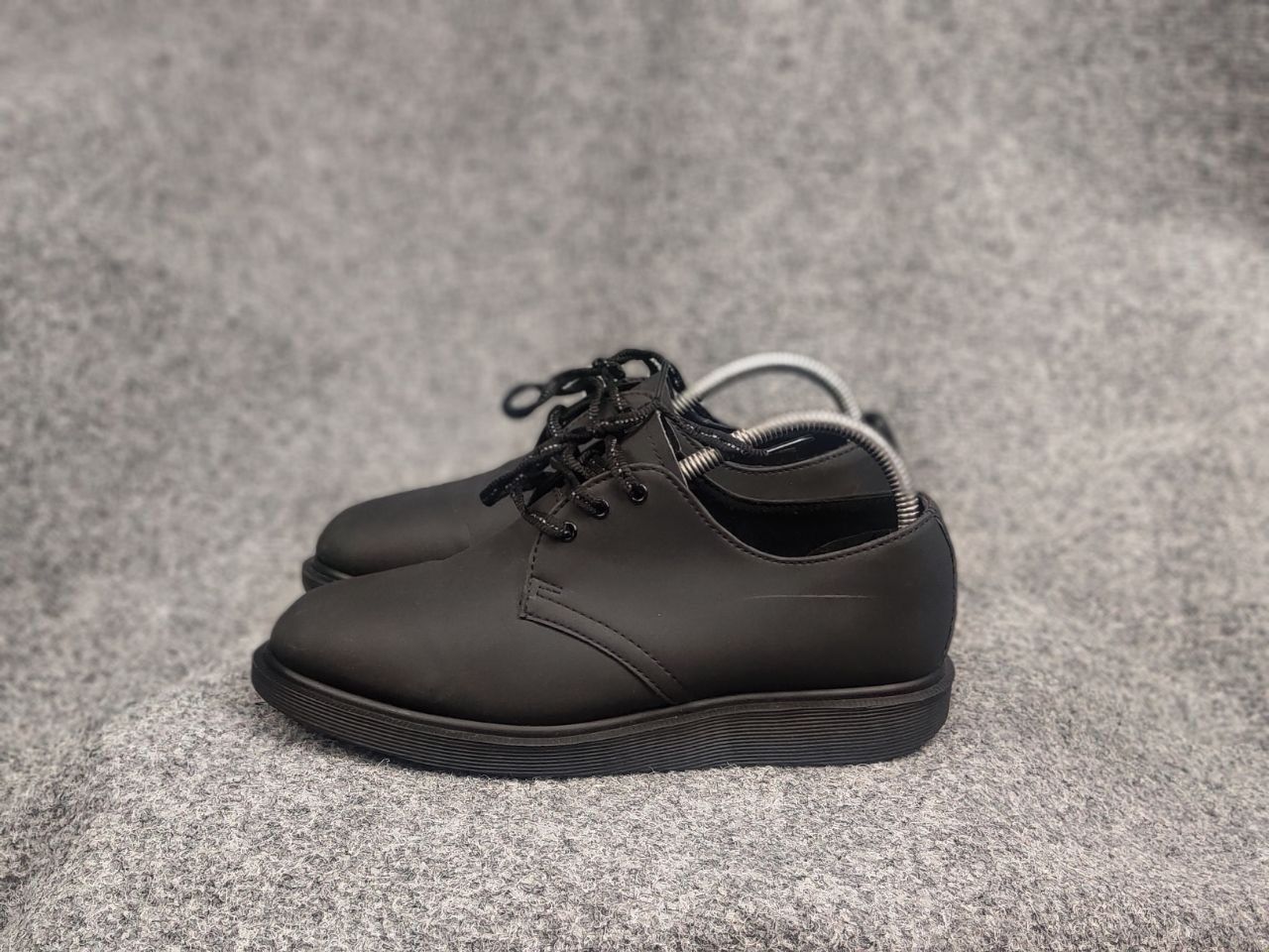 Dr. Martens Dr. martens torriano softy t oxford Low Leather Unisex Shoes Size US 6 / EU 39 - 8 Thumbnail