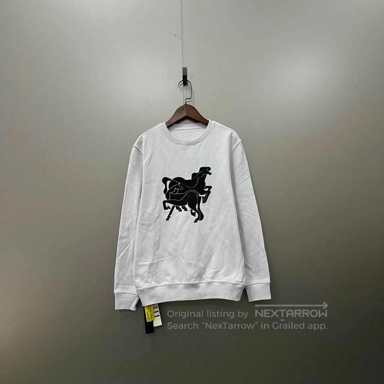 Hermes hermes white printed sweatshirt size xs. Size XS / US 0-2 / IT 36-38 - 1 Thumbnail