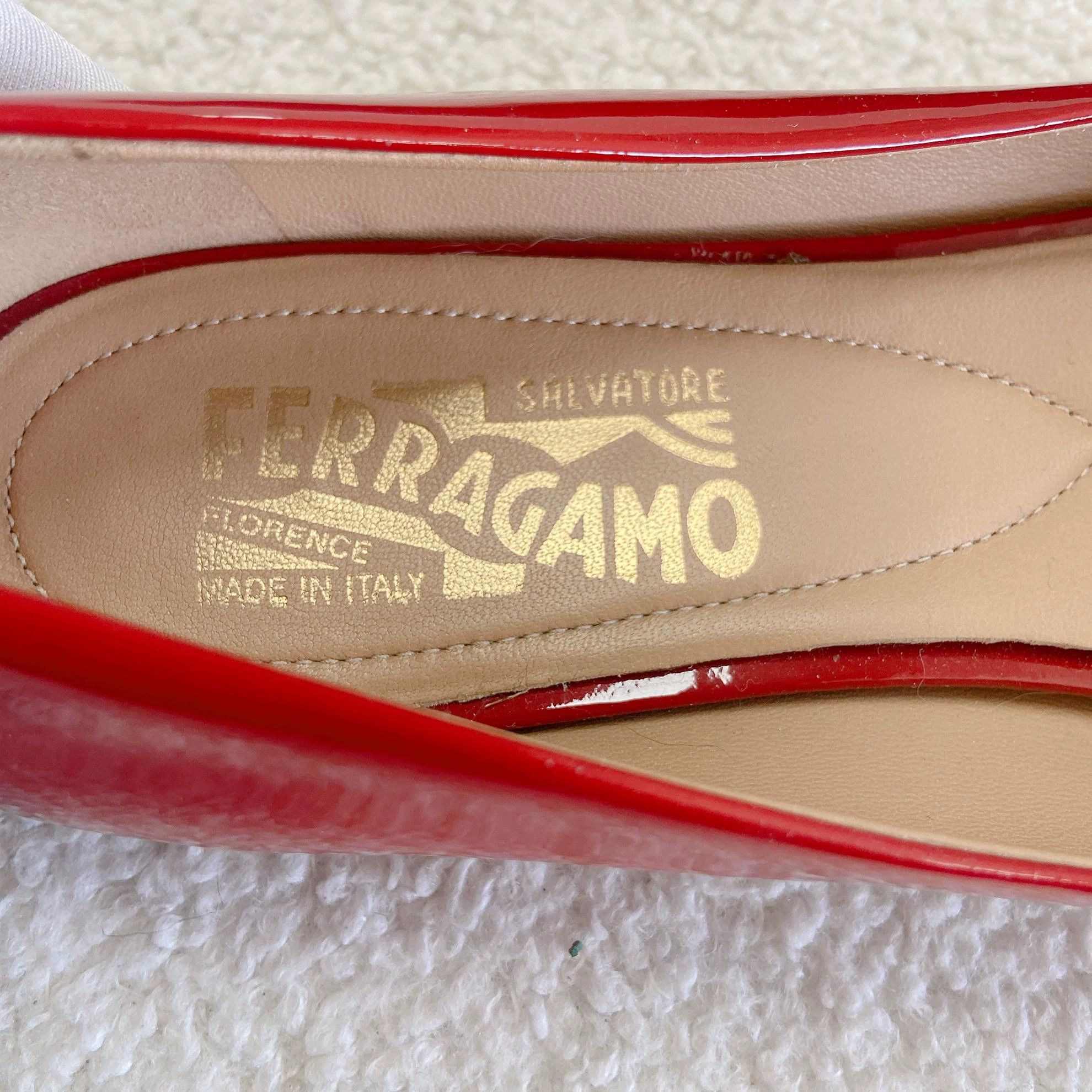 Salvatore Ferragamo Ferragamo Red Patent Leather Flats 37.5 0991 Size US 7 / IT 37 - 7 Thumbnail