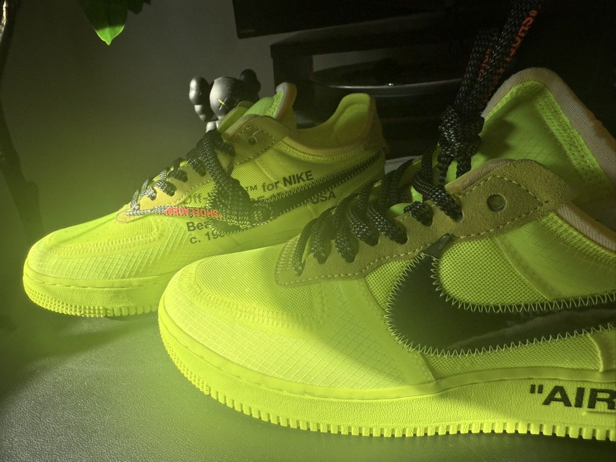 Off-White Nike Air Force 1 Low Off-White Volt Size US 9 / EU 42 - 12 Thumbnail