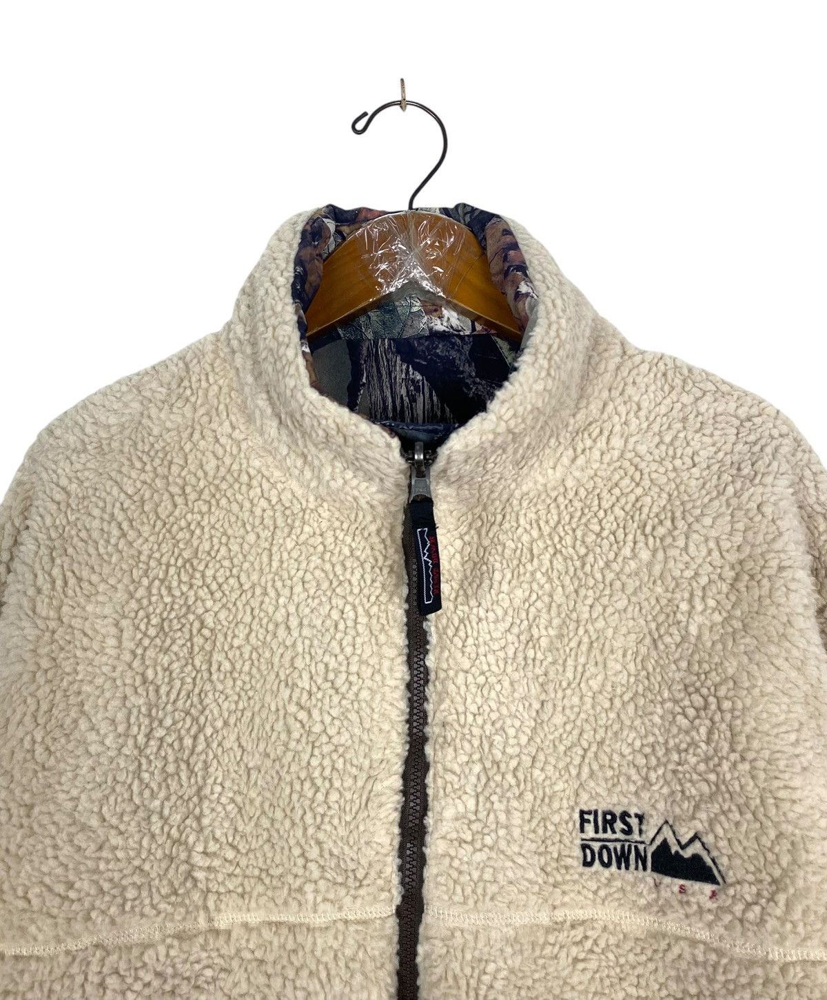 Japanese Brand First Down Reversible Real Tree Camo Deep Pile Boa Jacket Size US S / EU 44-46 / 1 - 11 Thumbnail