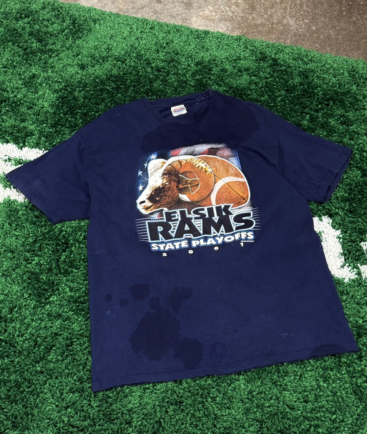 Vintage Vintage 2001 Rams Football Photo Logo Tee Distressed XL Size US XL / EU 56 / 4 - 1 Thumbnail