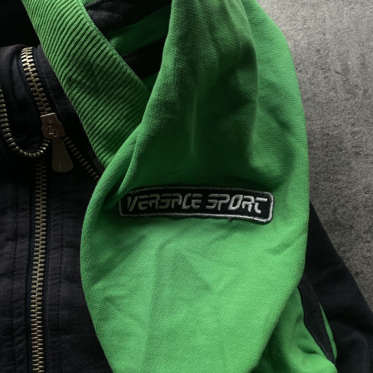 Versace Vintage 90s Versace Sport Zip Sweatshirt Size US L / EU 52-54 / 3 - 5 Thumbnail