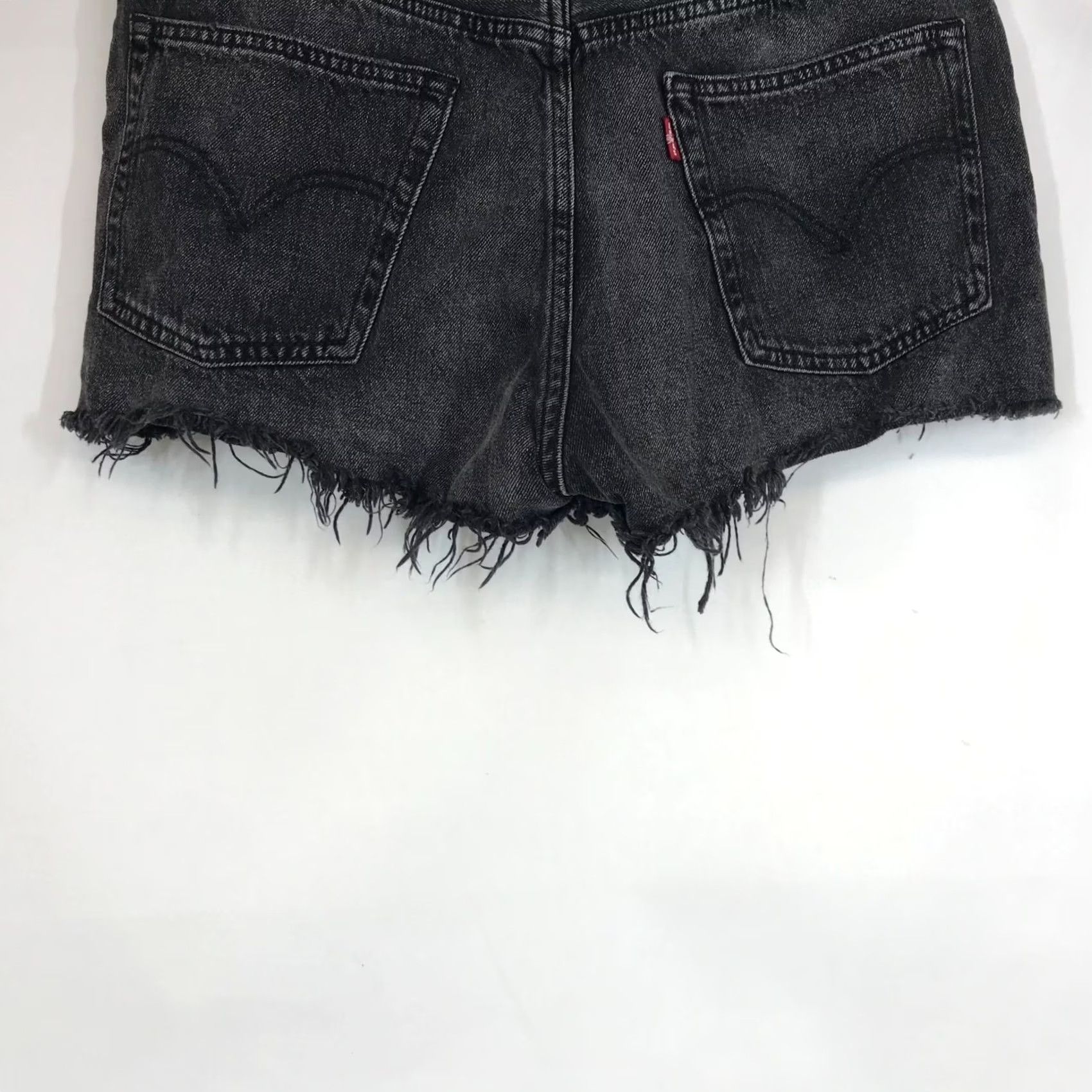 Levi's Levi's Womens 30 Black 501 Button Fly Cut-Off Jean Shorts Size 30" / US 8 / IT 44 - 6 Thumbnail